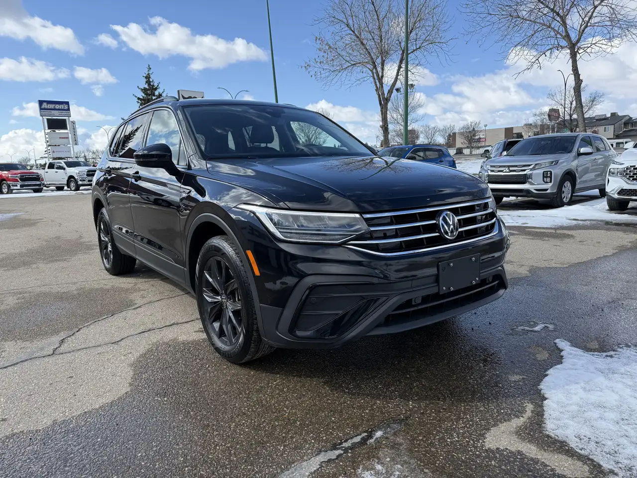 Volkswagen Tiguan снимка Volkswagen Tiguan