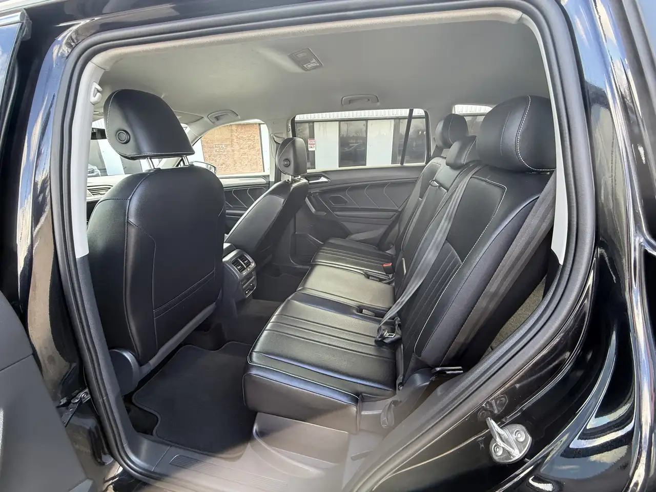 Volkswagen Tiguan снимка Volkswagen Tiguan