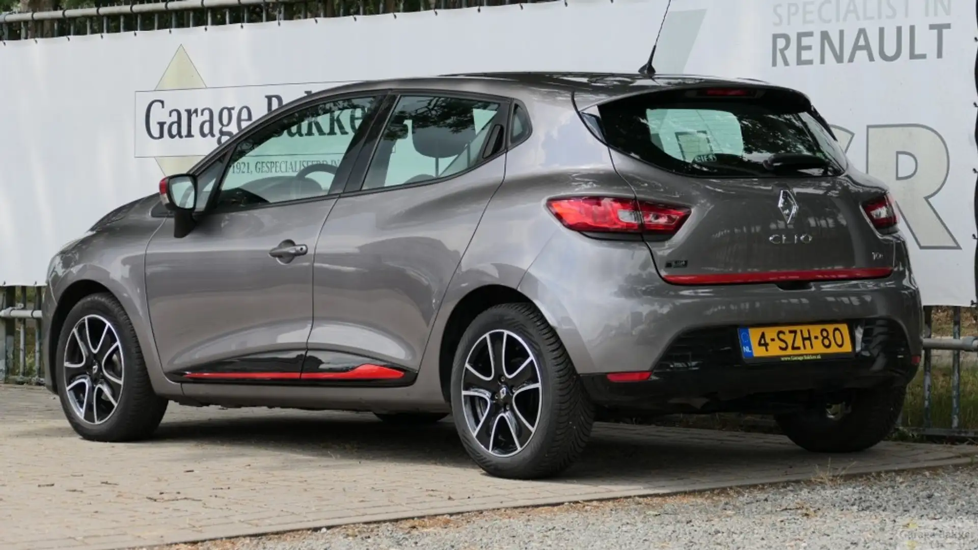 Renault Clio TCe 90 Expression Grigio - 2