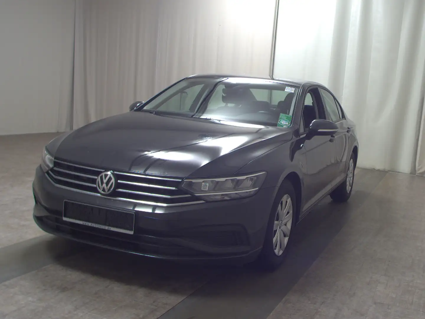 Volkswagen Passat 1.5 TSI Navi LED RFK SHZ ACC Grau - 2