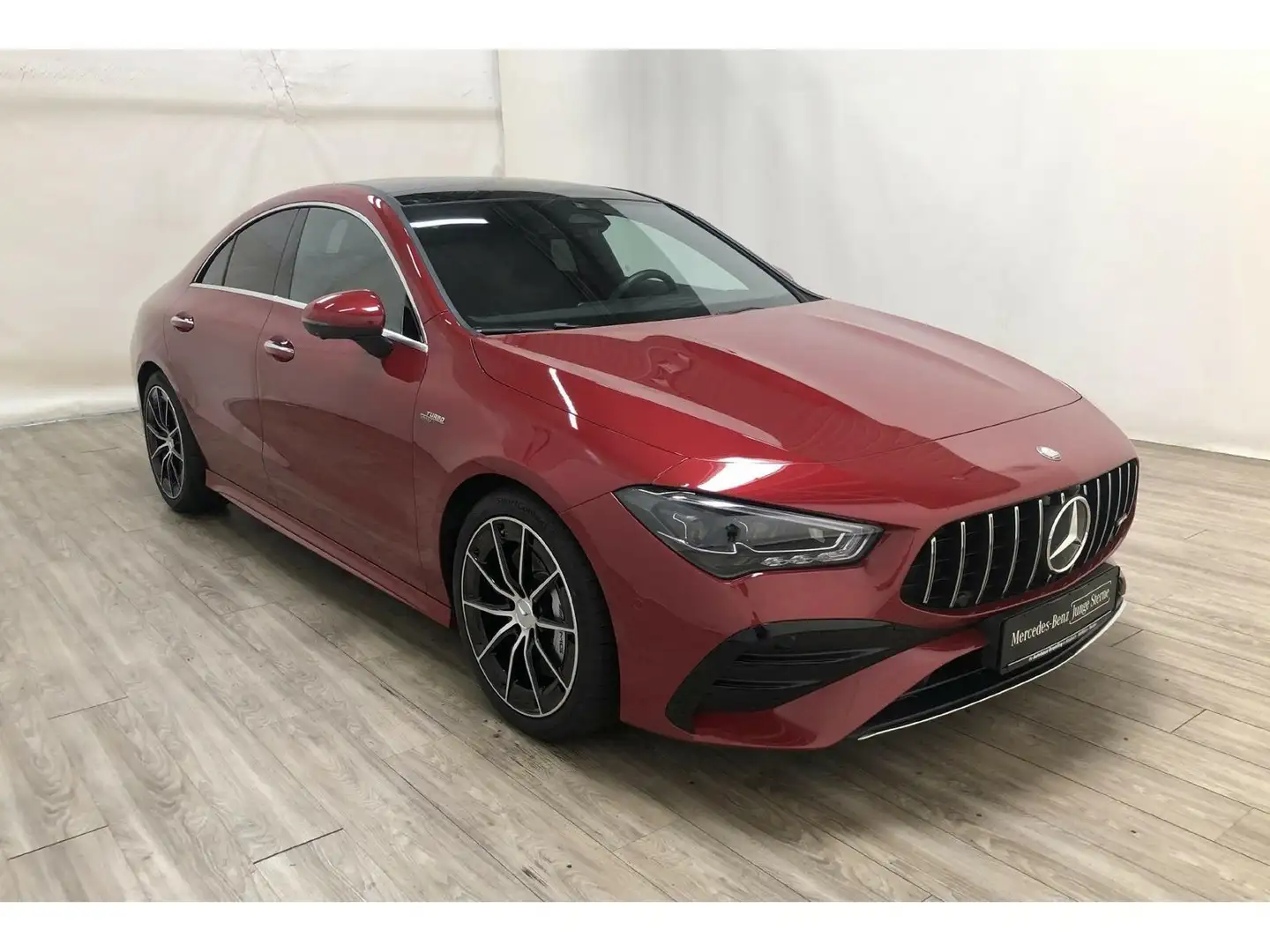 Mercedes-Benz CLA 35 AMG 4M Pano*AHK*Distr*MULTIBEAM*Standheiz Rot - 2