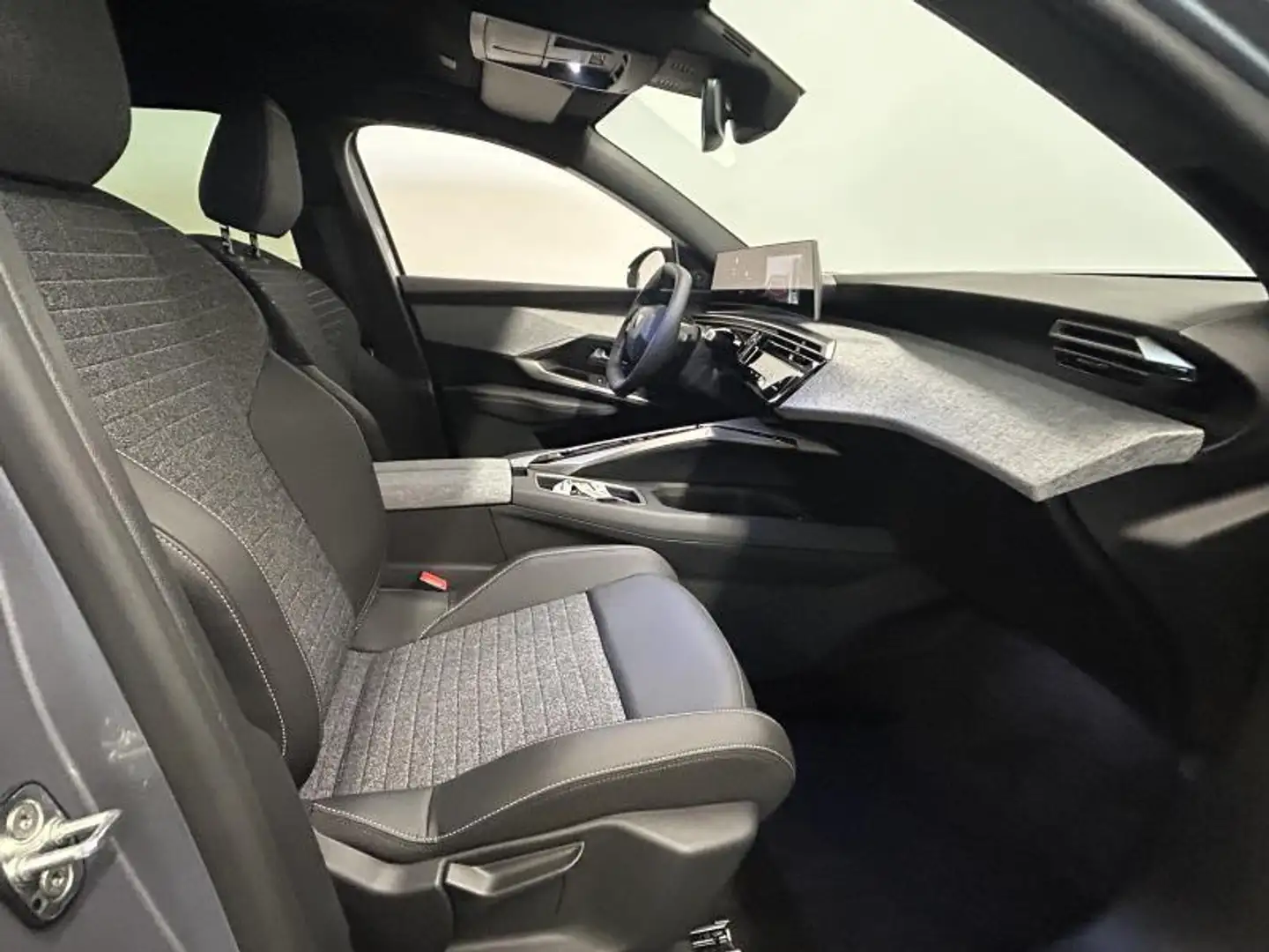 Peugeot 5008 Allure Grau - 2