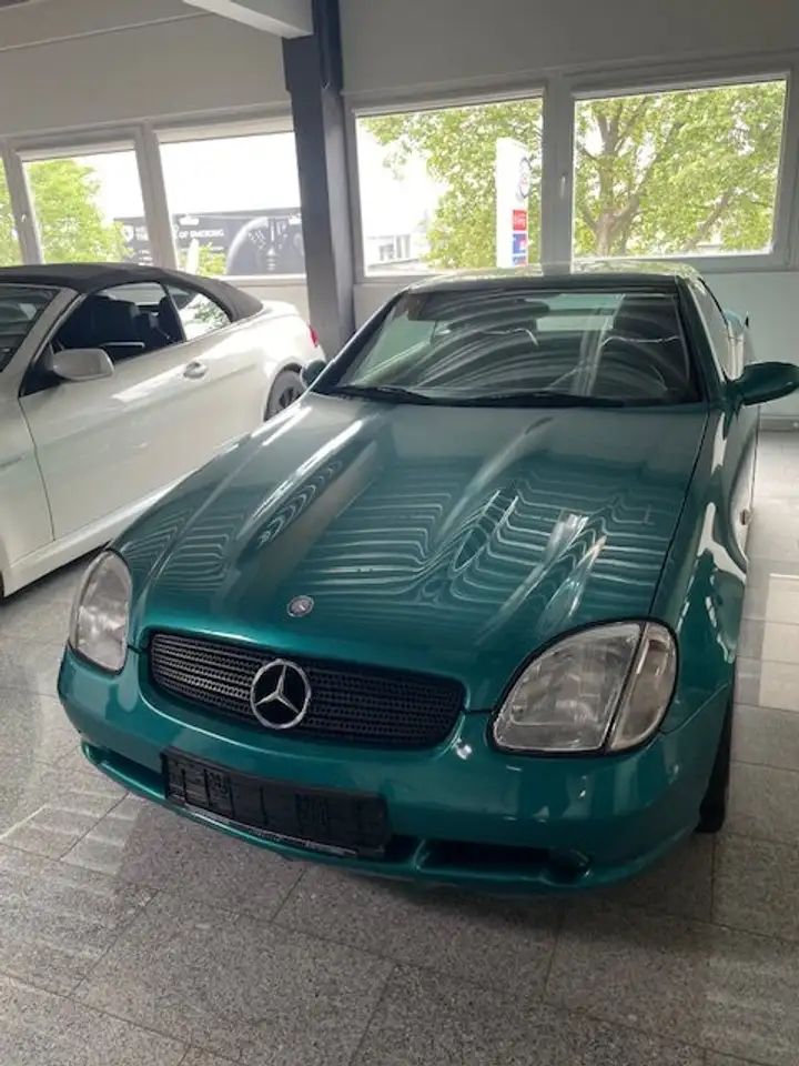 Mercedes-Benz SLK 230