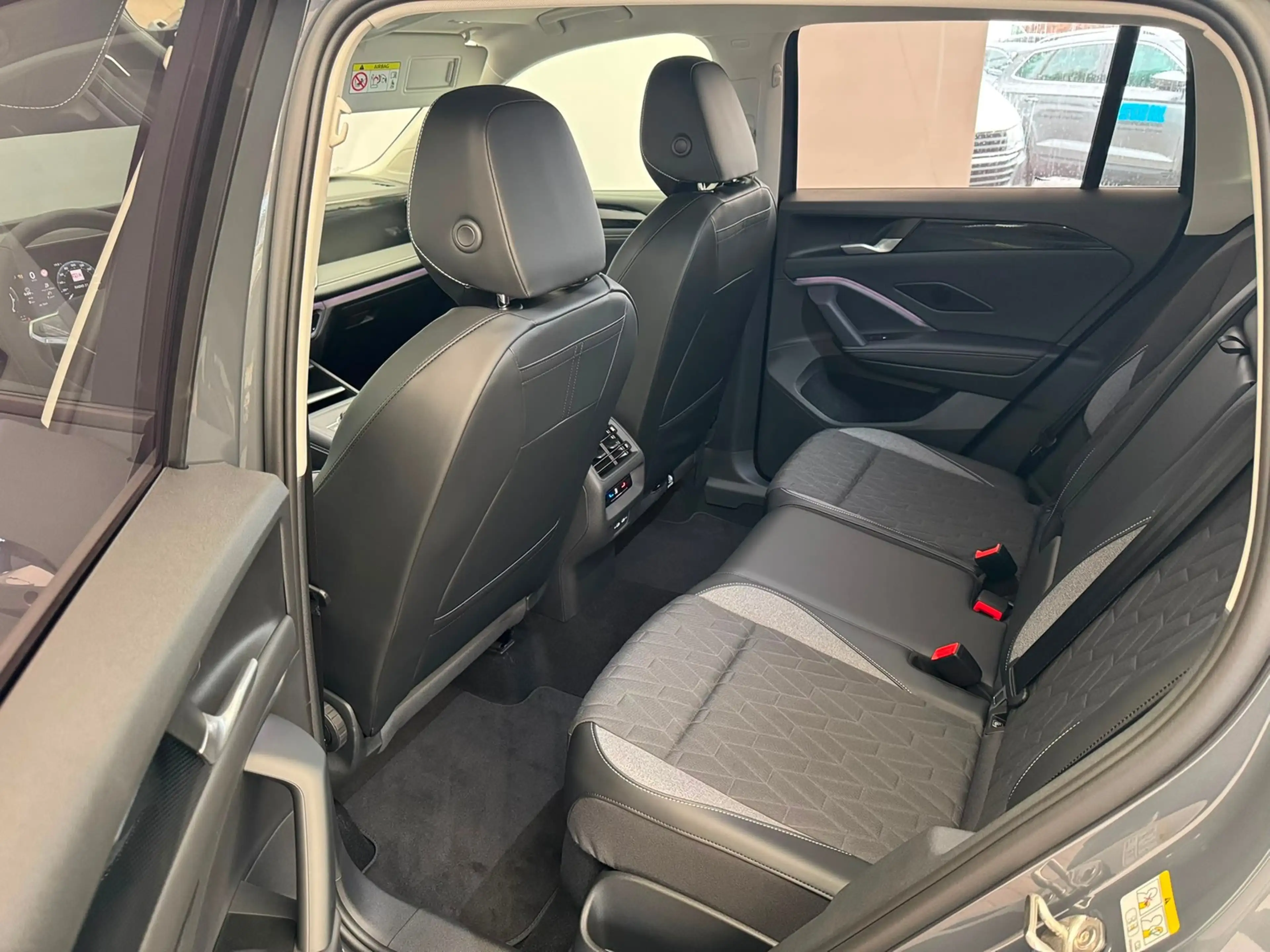 Volkswagen Tiguan ENERGY 1.5eTSI DSG+AHK+KAMERA+ACC+LED+KEYLESS+ — photo 15