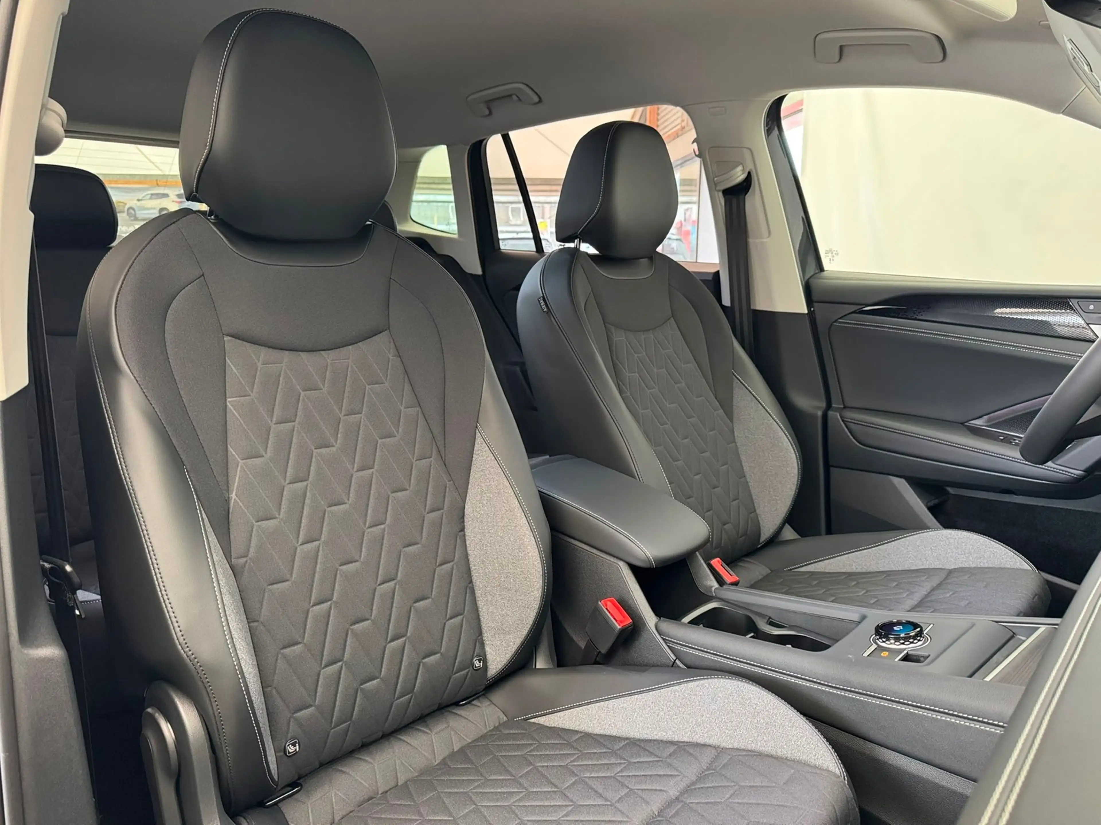 Volkswagen Tiguan ENERGY 1.5eTSI DSG+AHK+KAMERA+ACC+LED+KEYLESS+ — photo 14