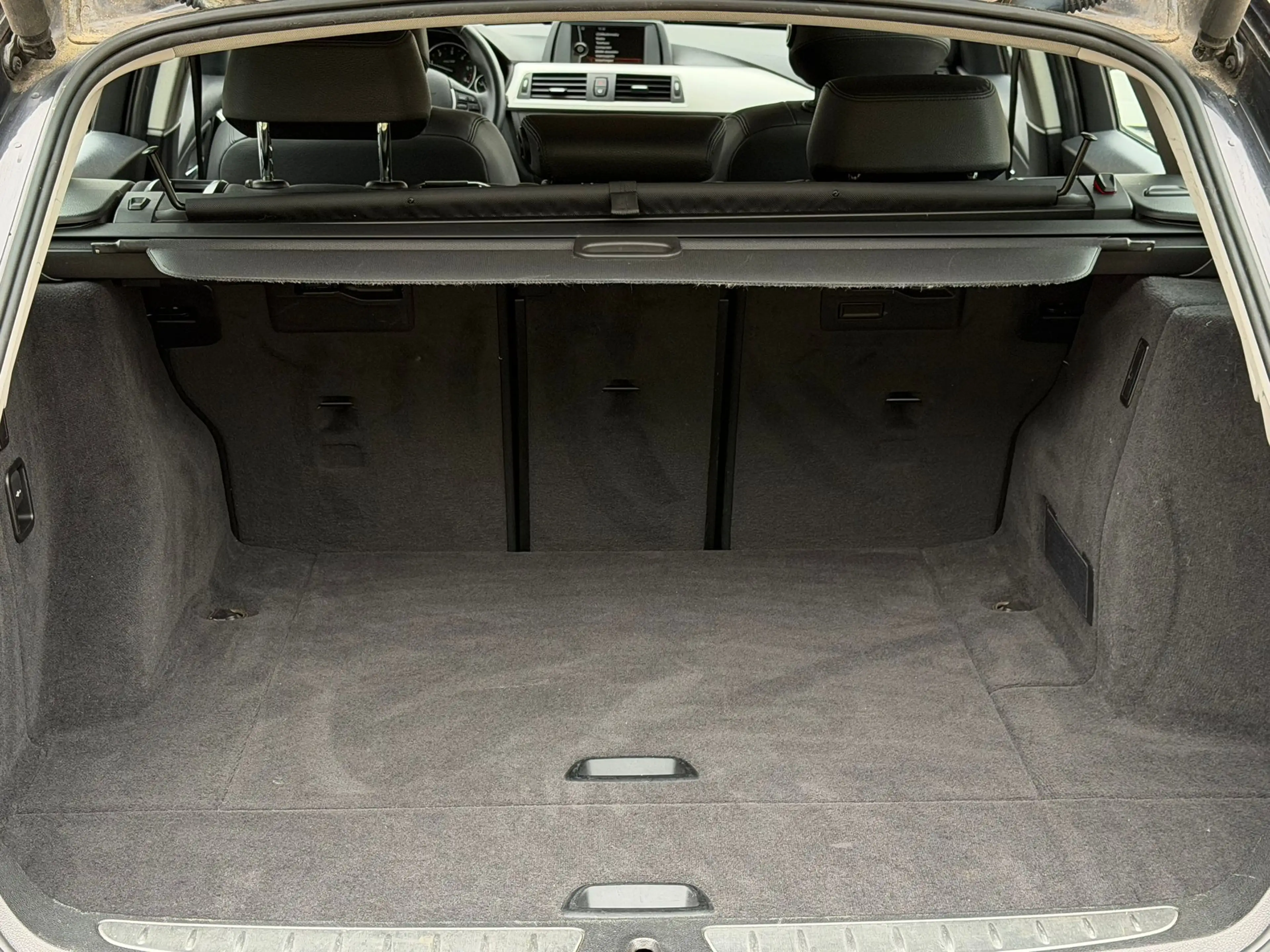 BMW 316 Touring 316 d — photo 14