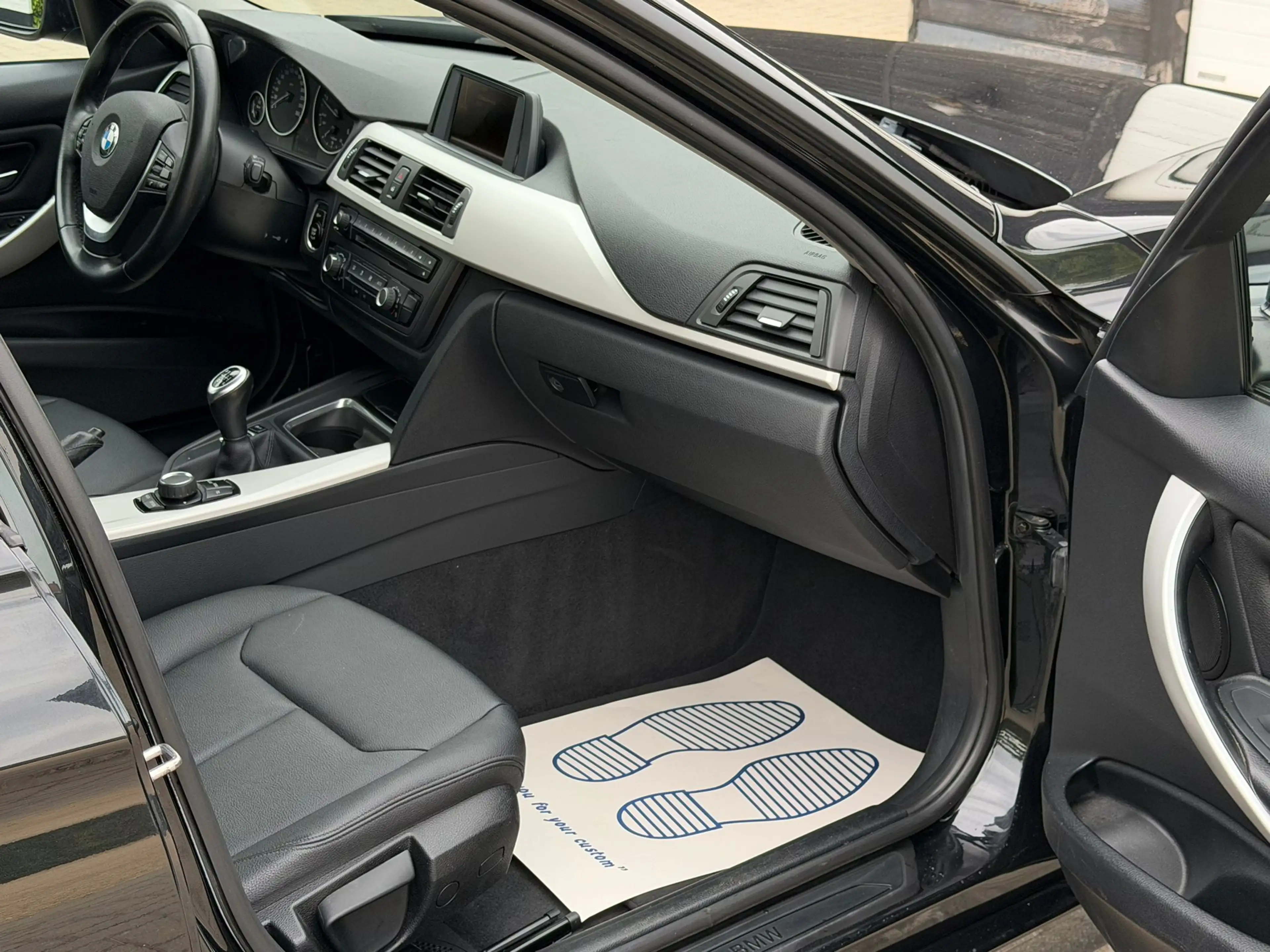 BMW 316 Touring 316 d — photo 9
