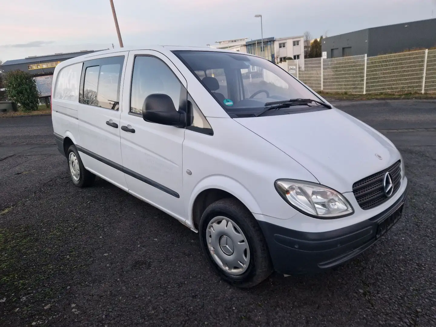 Mercedes-Benz Vito 120 CDI Vito Mixto lang Weiß - 2