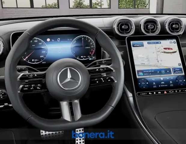 Mercedes-Benz GLC view 5