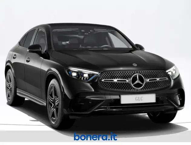 Mercedes-Benz GLC view 2