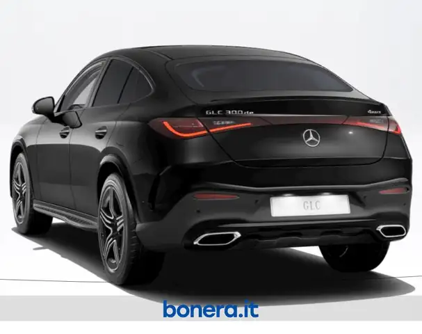 Mercedes-Benz GLC view 4