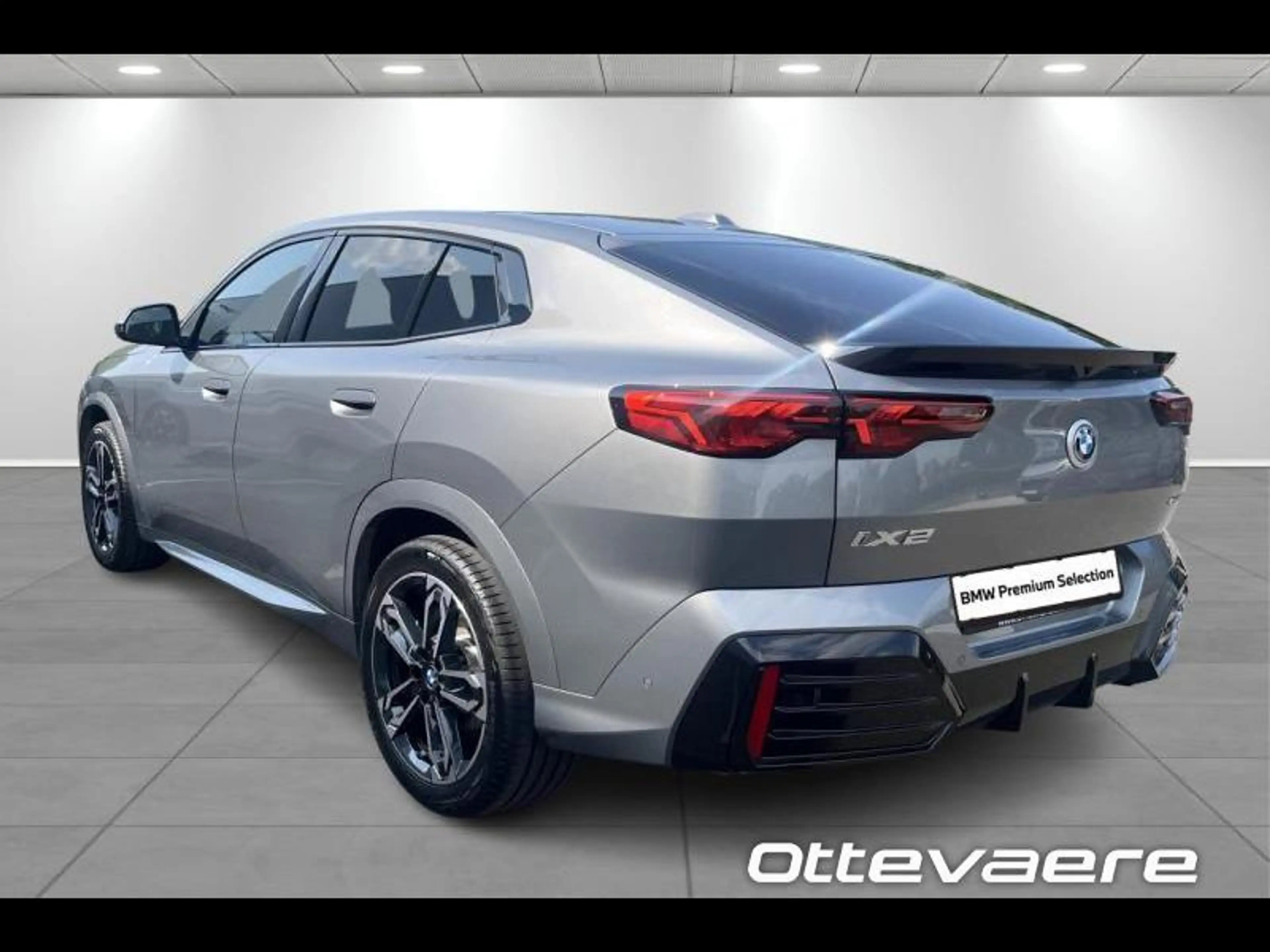 BMW iX2 eDrive20 — photo 5