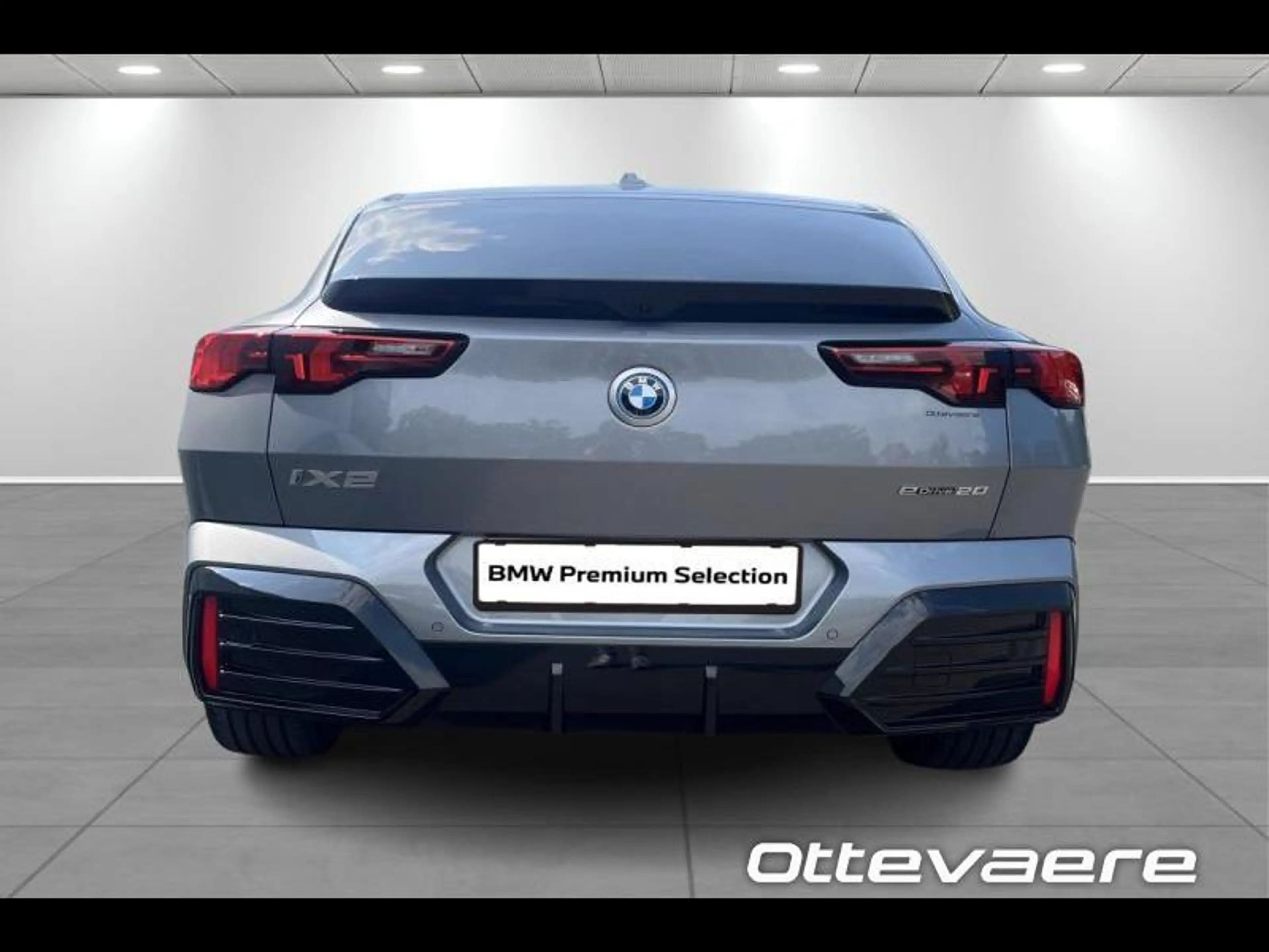BMW iX2 eDrive20 — photo 4