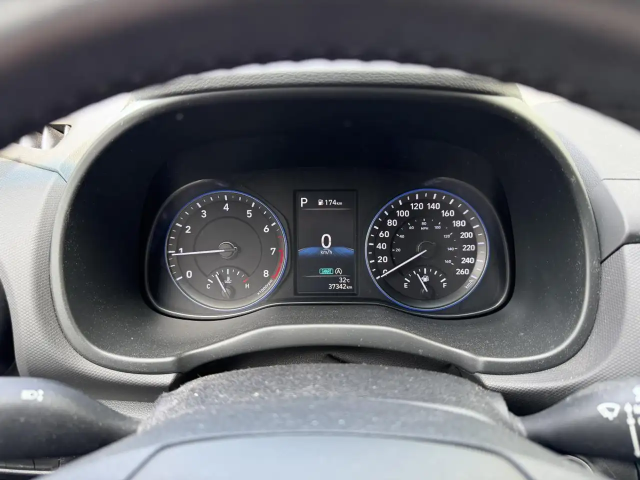 Hyundai KONA снимка Hyundai KONA