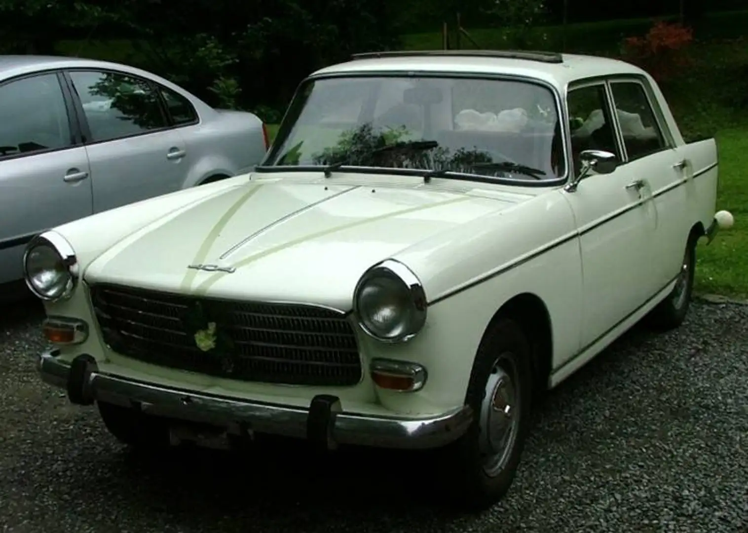 Peugeot 404 Weiß - 2