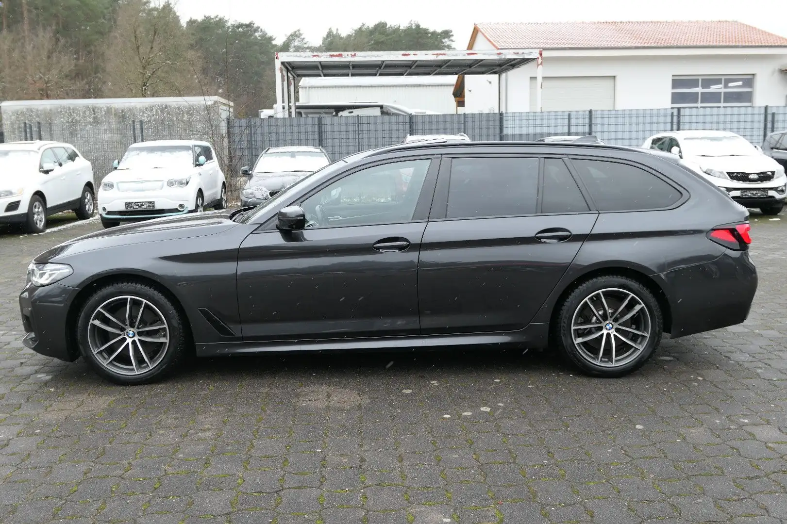 BMW 520 d M Sport/Laser/360°/Pano/Head-Up/DisplayKey Gris - 2