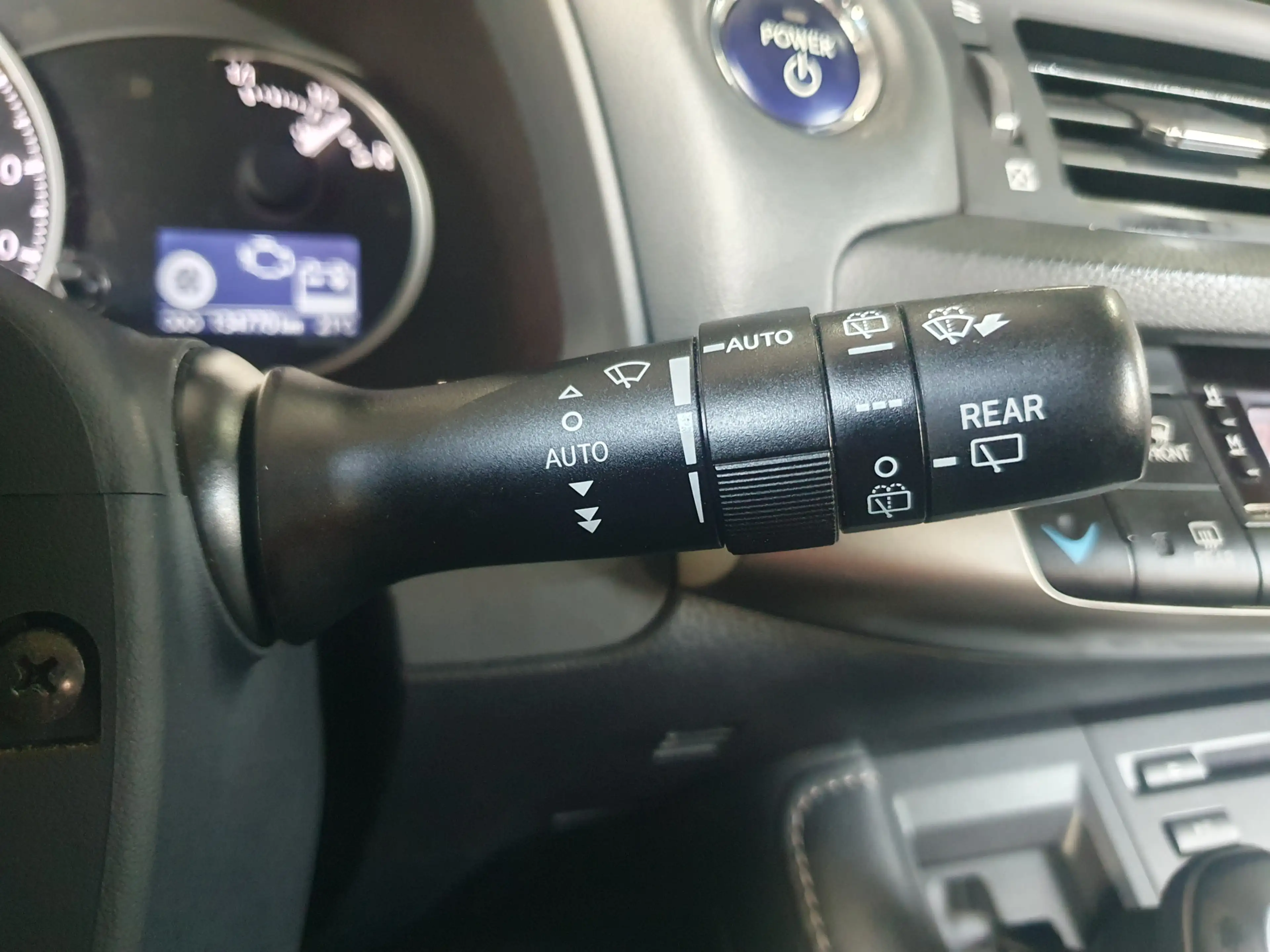 Lexus CT 200h 25th Edition NAVI/CRUISE/CLIMA/STOELVERW/LMV — photo 37