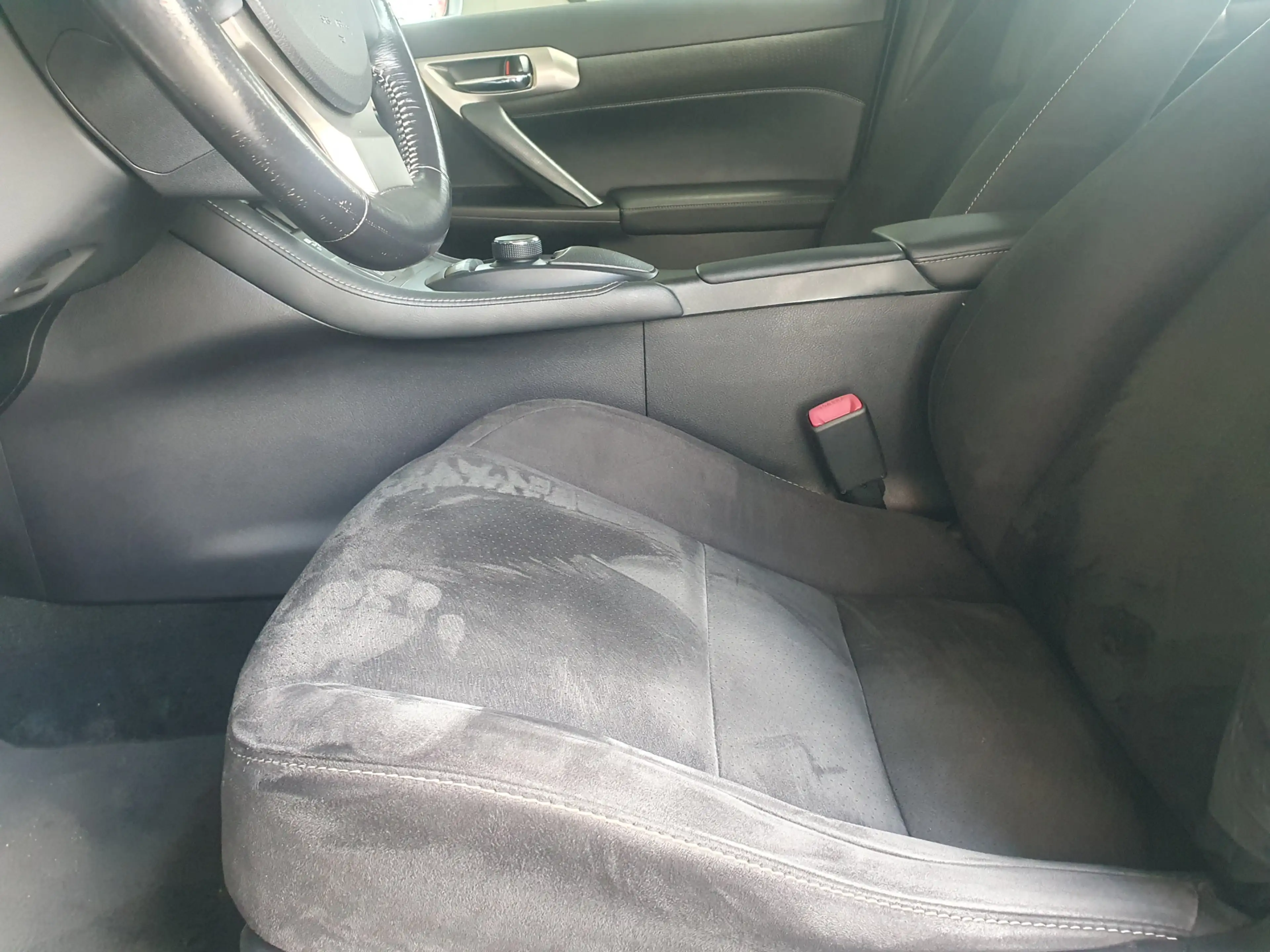 Lexus CT 200h 25th Edition NAVI/CRUISE/CLIMA/STOELVERW/LMV — photo 45