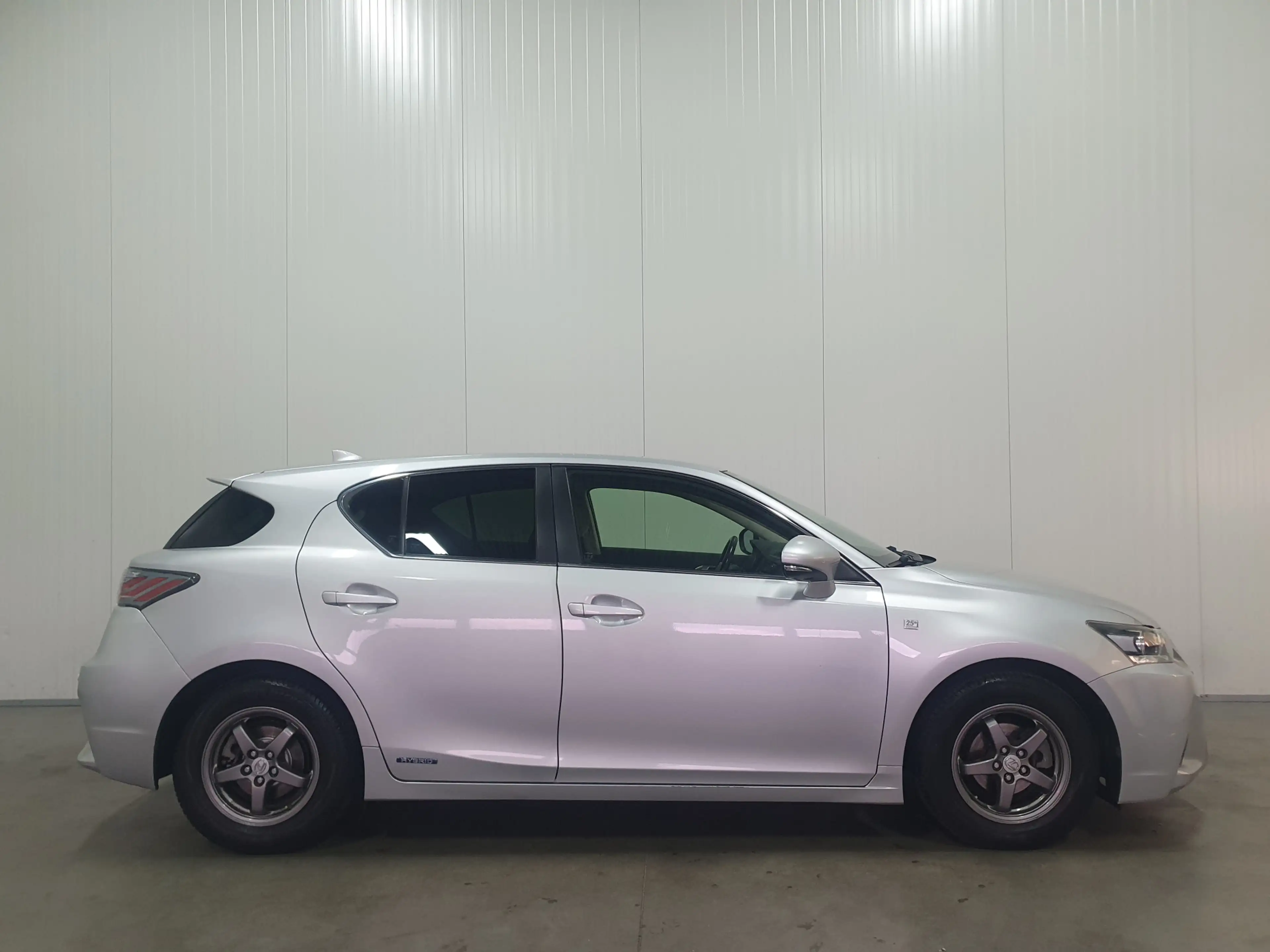 Lexus CT 200h 25th Edition NAVI/CRUISE/CLIMA/STOELVERW/LMV — photo 7