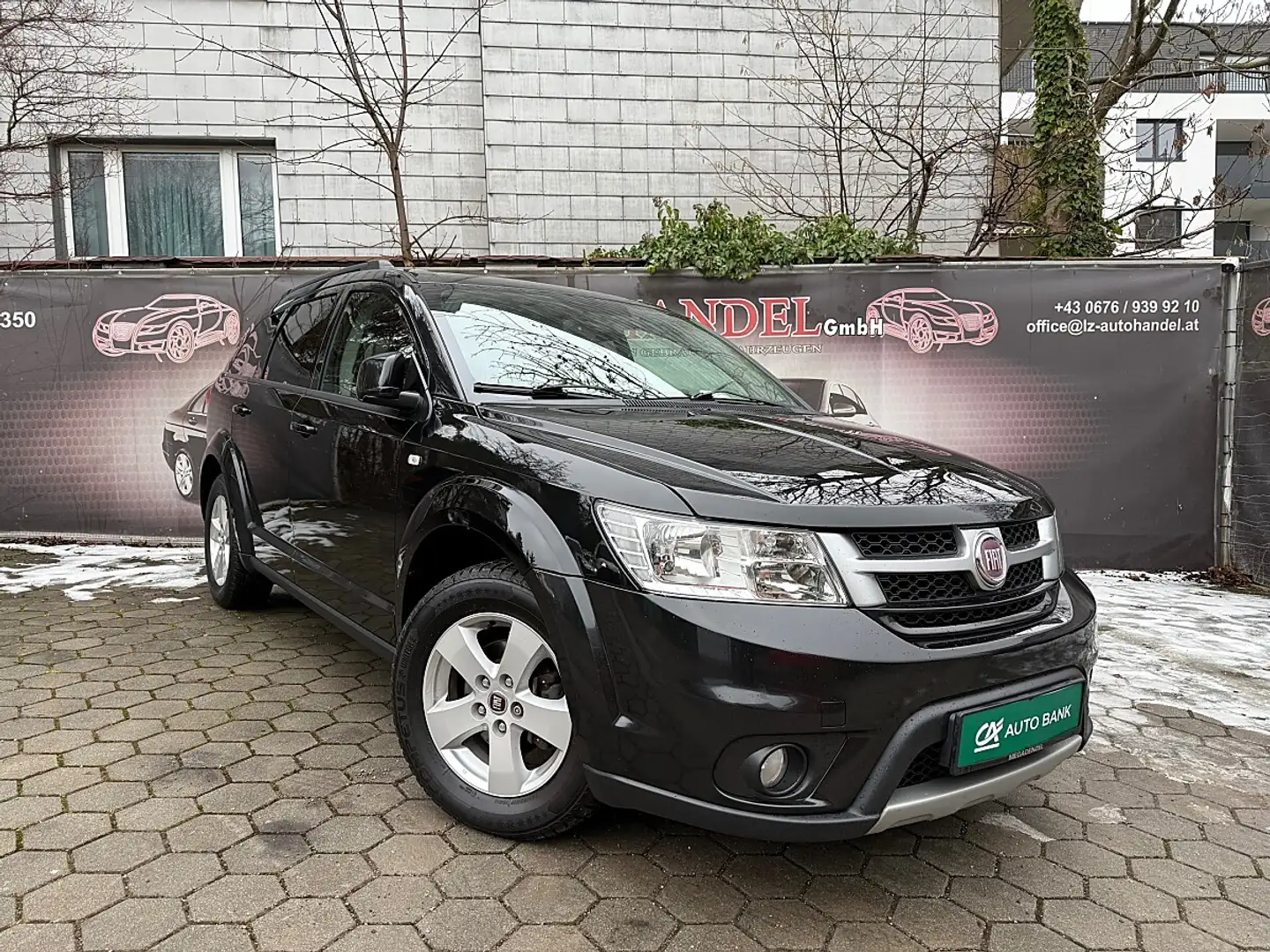 Fiat Freemont 2,0 JTD Urban Schwarz - 1