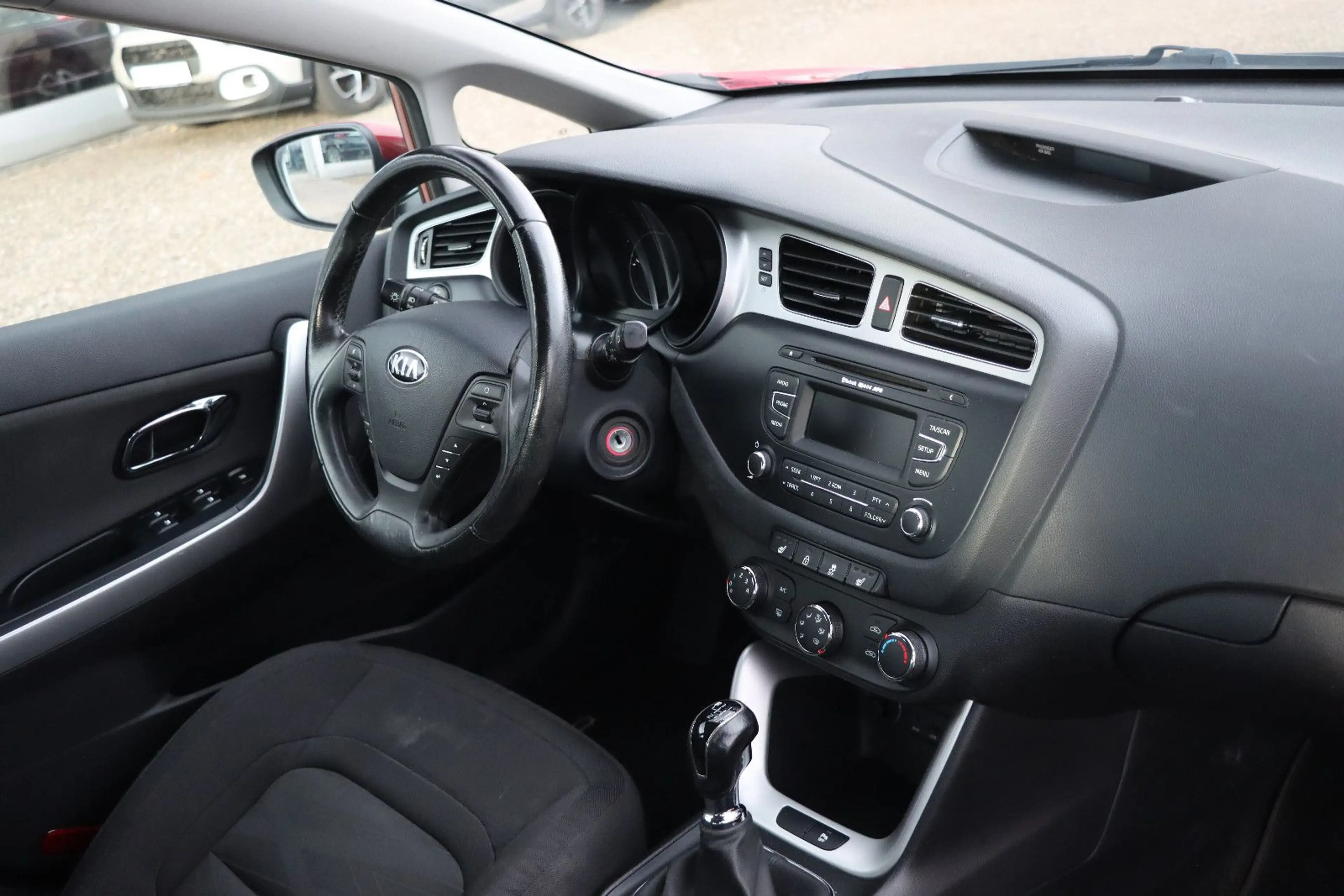 Kia Ceed / cee'd Edition 7 l TÜV NEU l SERVICE NEU l — photo 8