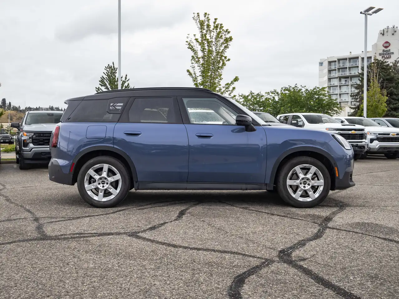 MINI Countryman снимка MINI Countryman