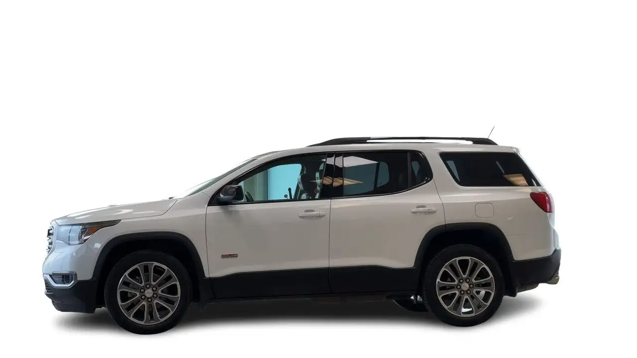 GMC Acadia photo GMC Acadia
