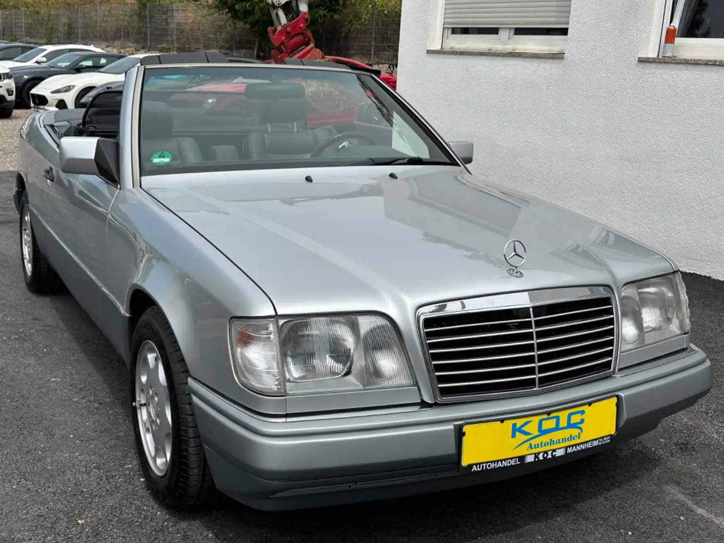 Mercedes-Benz E 320 Cabrio Klima-Leder Top Zust. Gri - 1