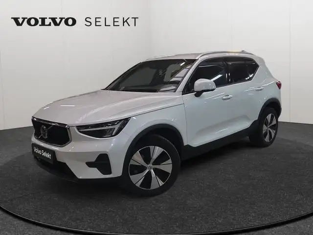 Volvo XC40 B3 Core / Essence