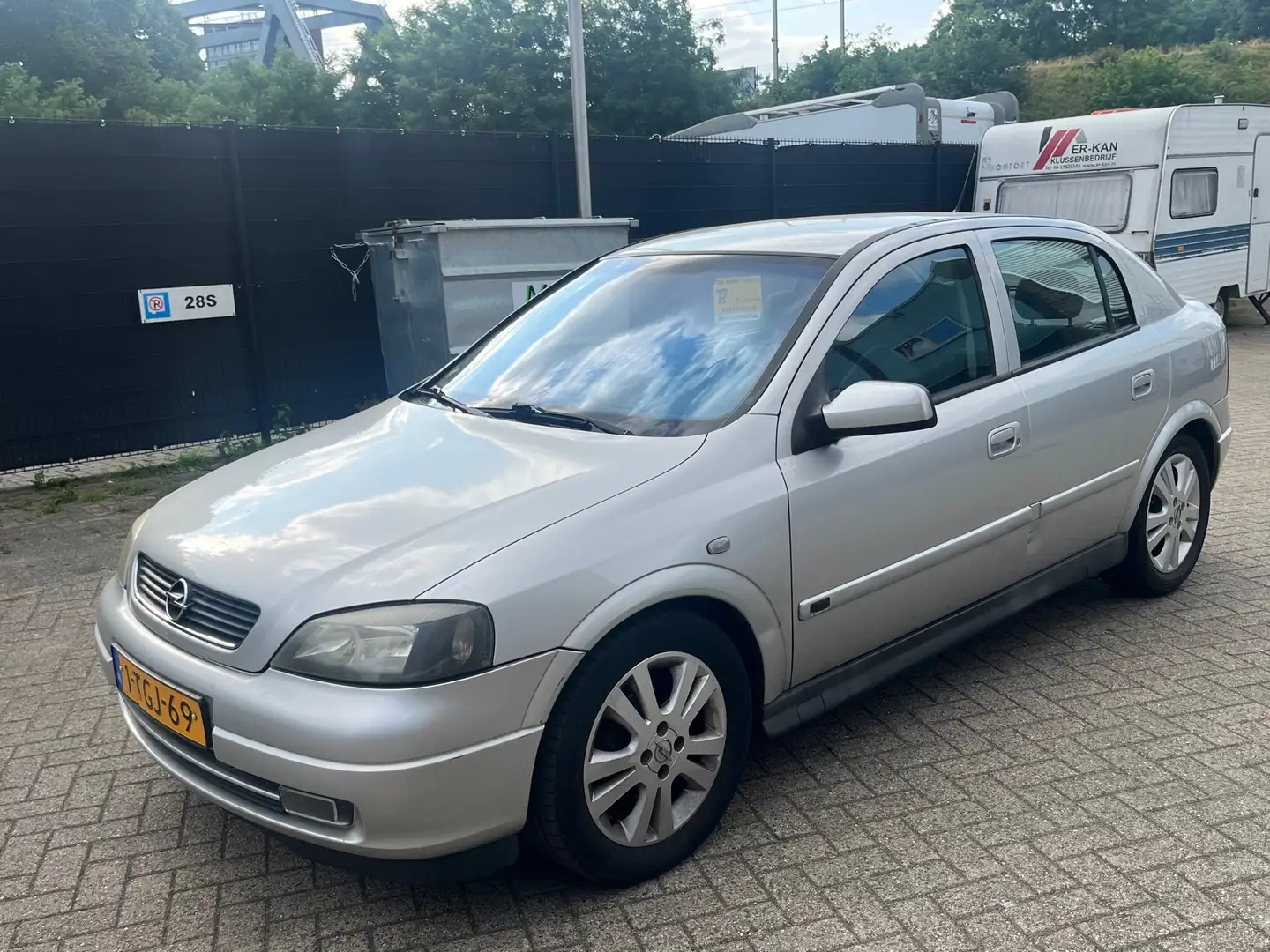 Opel Astra 1.6-16V GL Automaat Grijs - 1