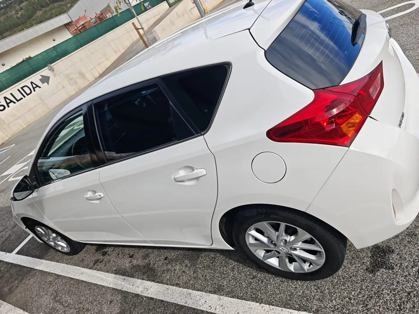 Toyota Auris Touring Sports 130 Active - 2