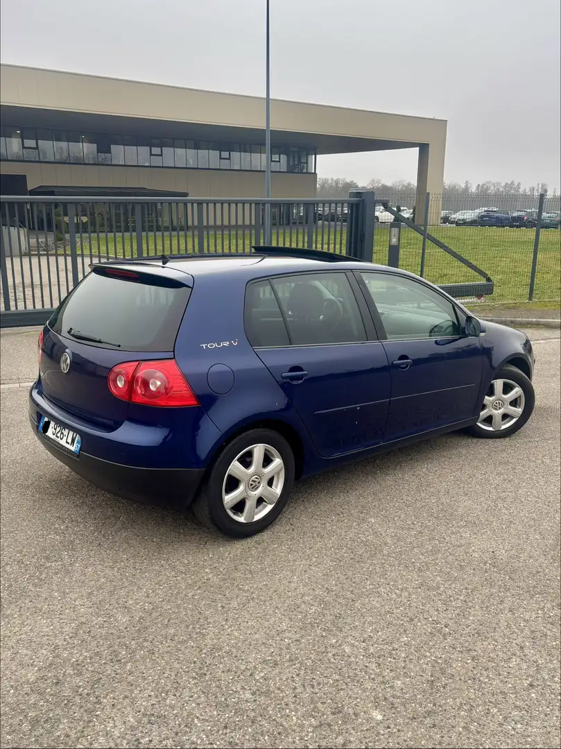Volkswagen Golf 2.0 TDI 140 Confortline - 2