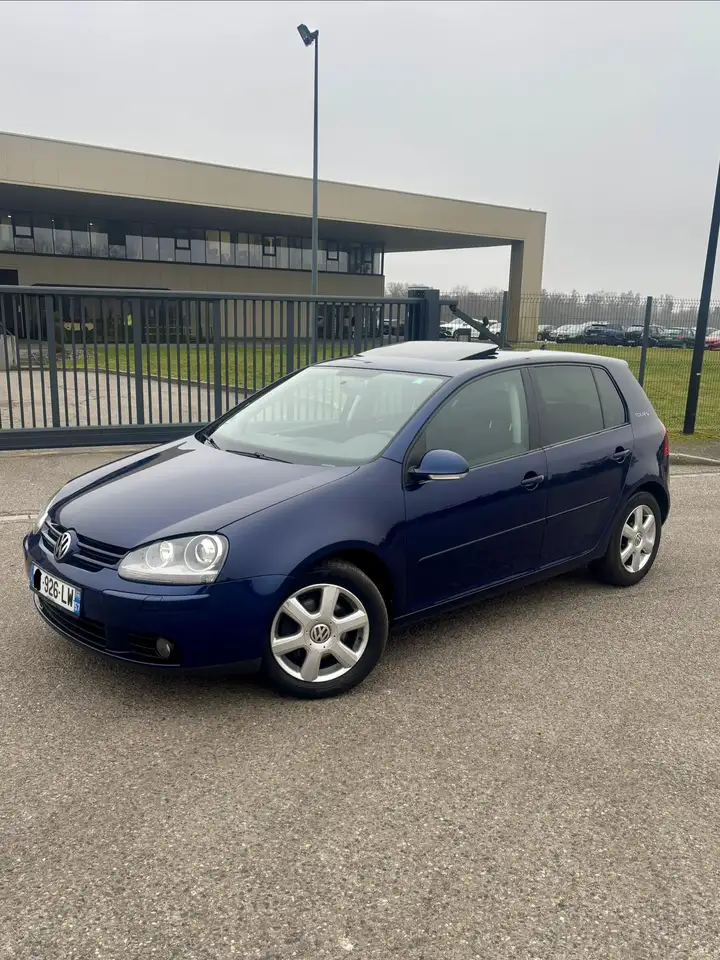 Volkswagen Golf 2.0 TDI 140 Confortline