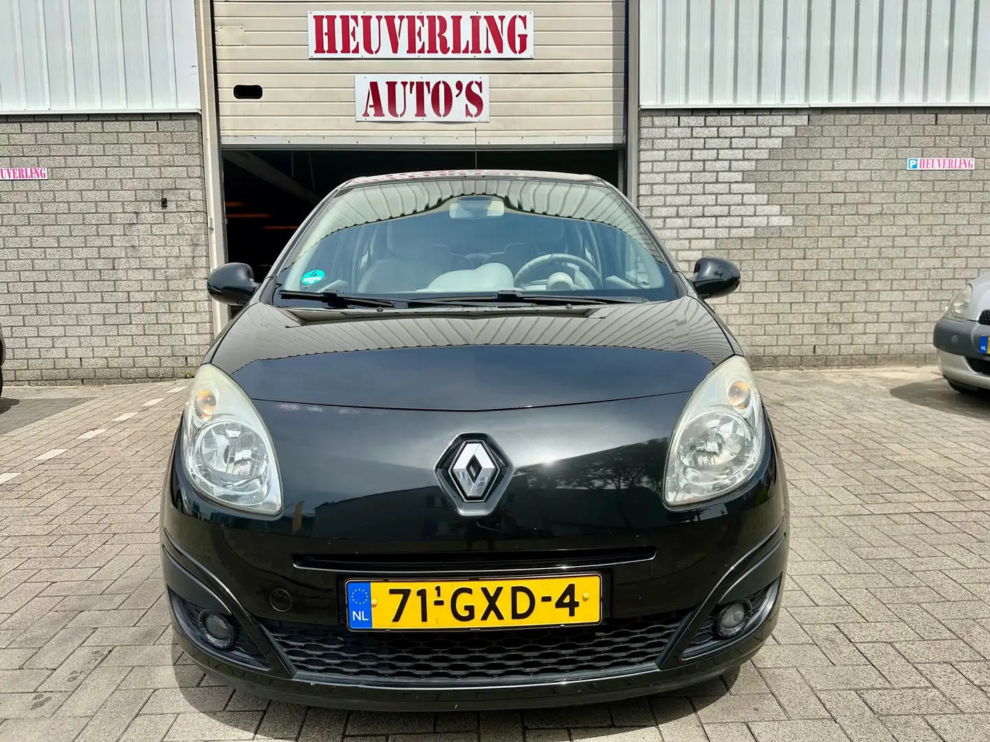 Renault Twingo 1.2-16V Initiale | Airco | Cruise | PDC | APK Czarny - 2