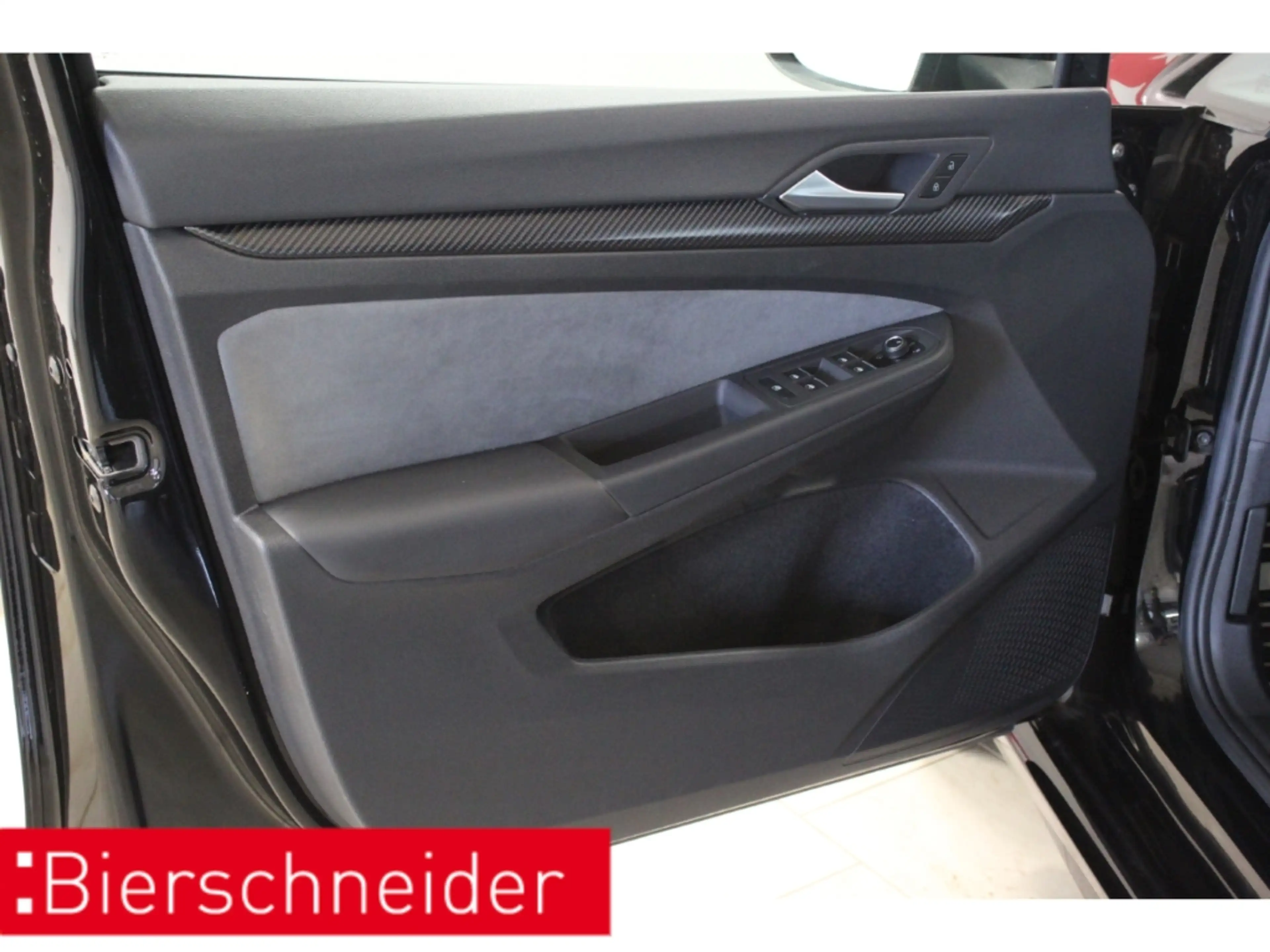 Volkswagen Golf R 2.0 TSI DSG 4Mo. 19 MATRIX PANO AHK — photo 11