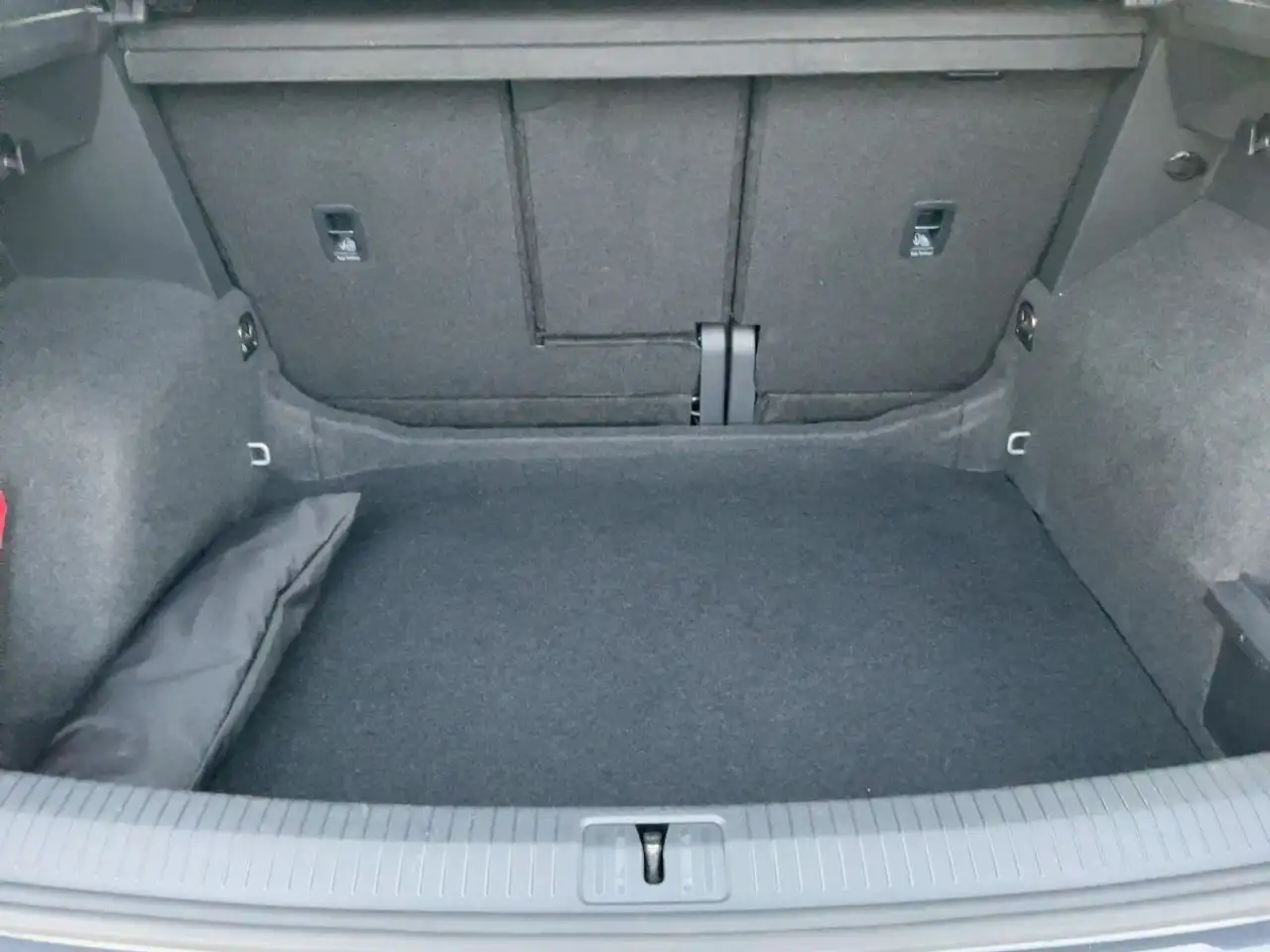 Volkswagen Tiguan 2.0 TDI LED+NAVI+BT+DAB+SHZ+PDC+KLIMA+AHK, миниатюра 14