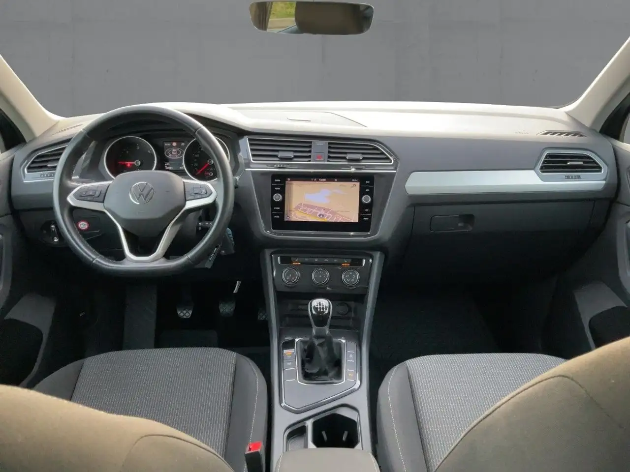 Volkswagen Tiguan 2.0 TDI LED+NAVI+BT+DAB+SHZ+PDC+KLIMA+AHK, миниатюра 9