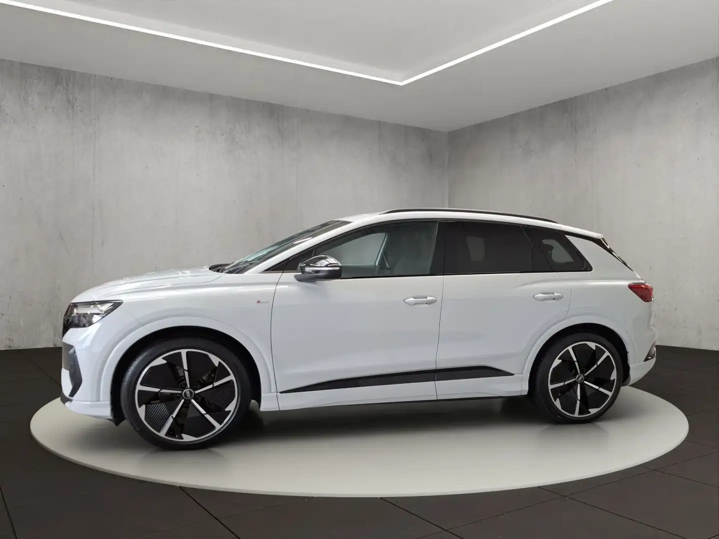Audi Q4 e-tron 50 quattro 220 kW Alb - 2
