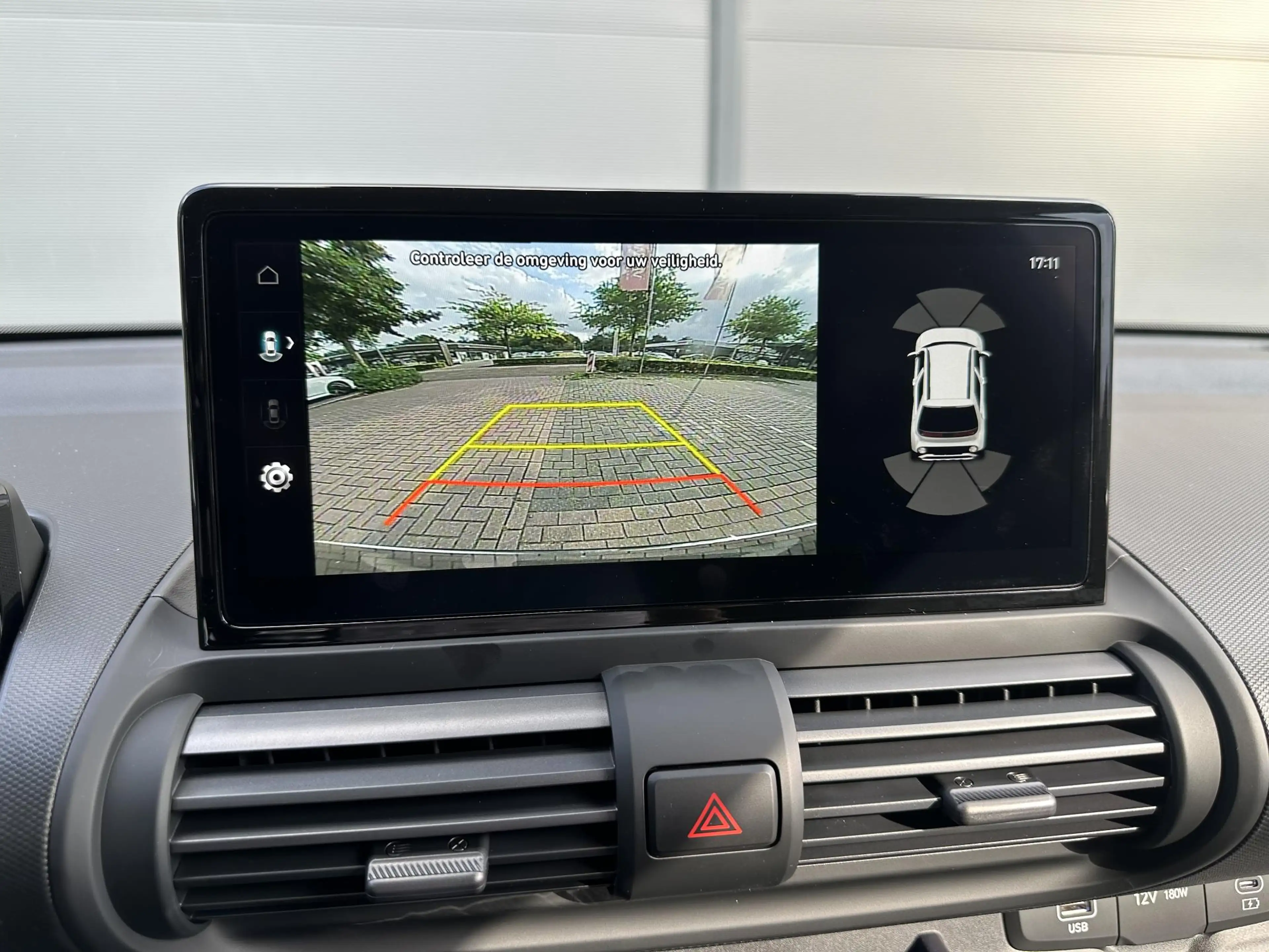 Hyundai Inster Evolve 49 kWh Navigatie / Achteruitrijcamera / App — photo 12