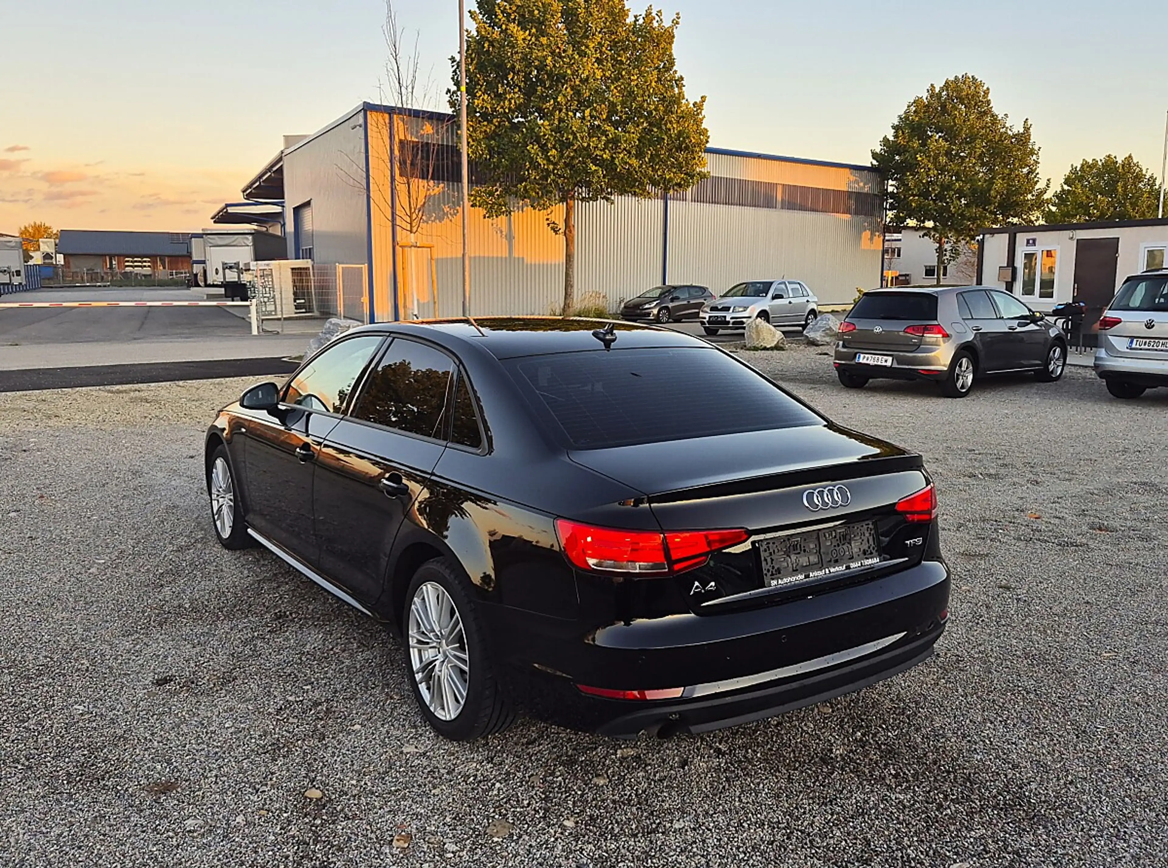 Audi A4 1,4 TFSI Design S-tronic — photo 8