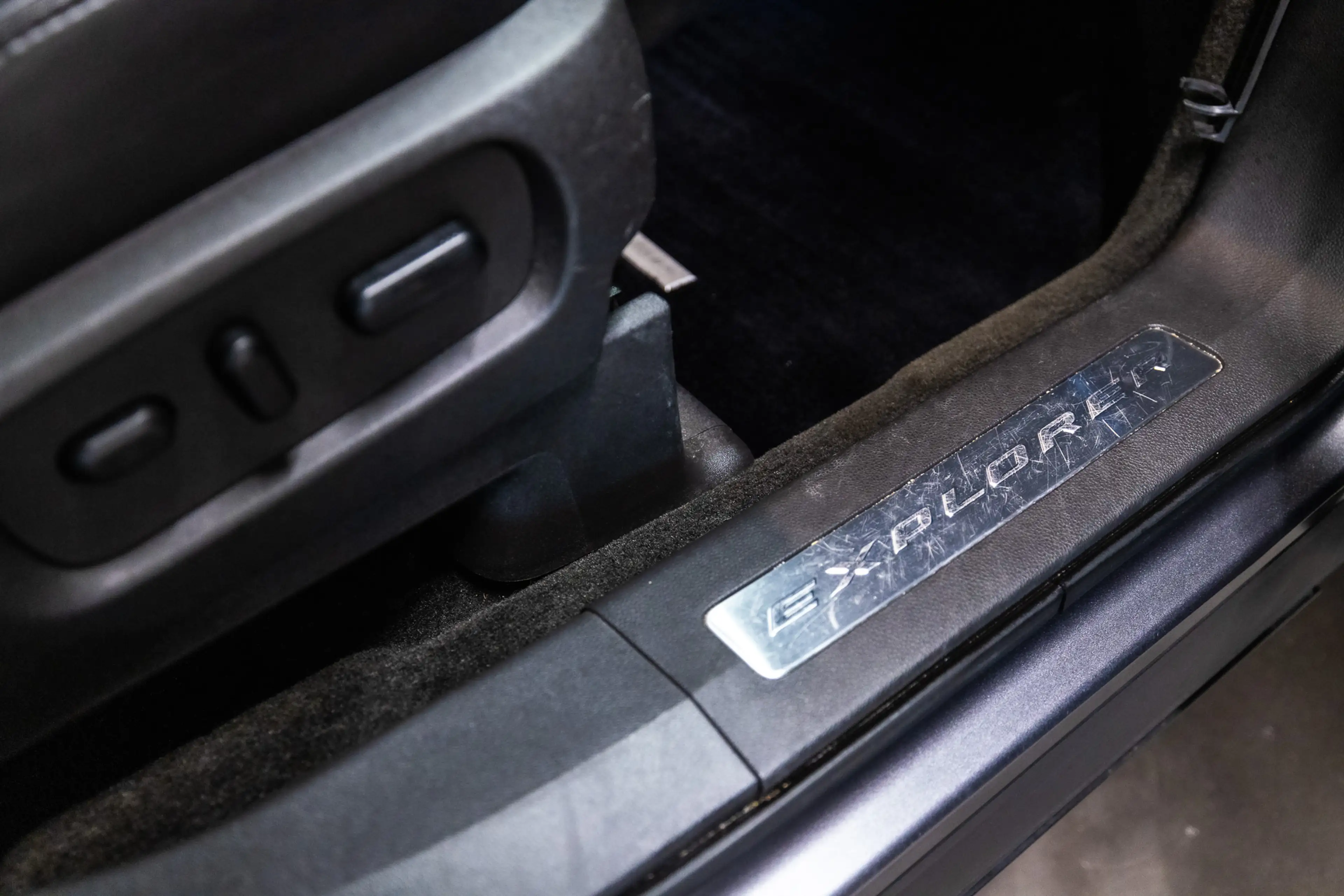 Ford Explorer FORD LIMITED 3.5 V6 7 Persoonsuitvoering — photo 38