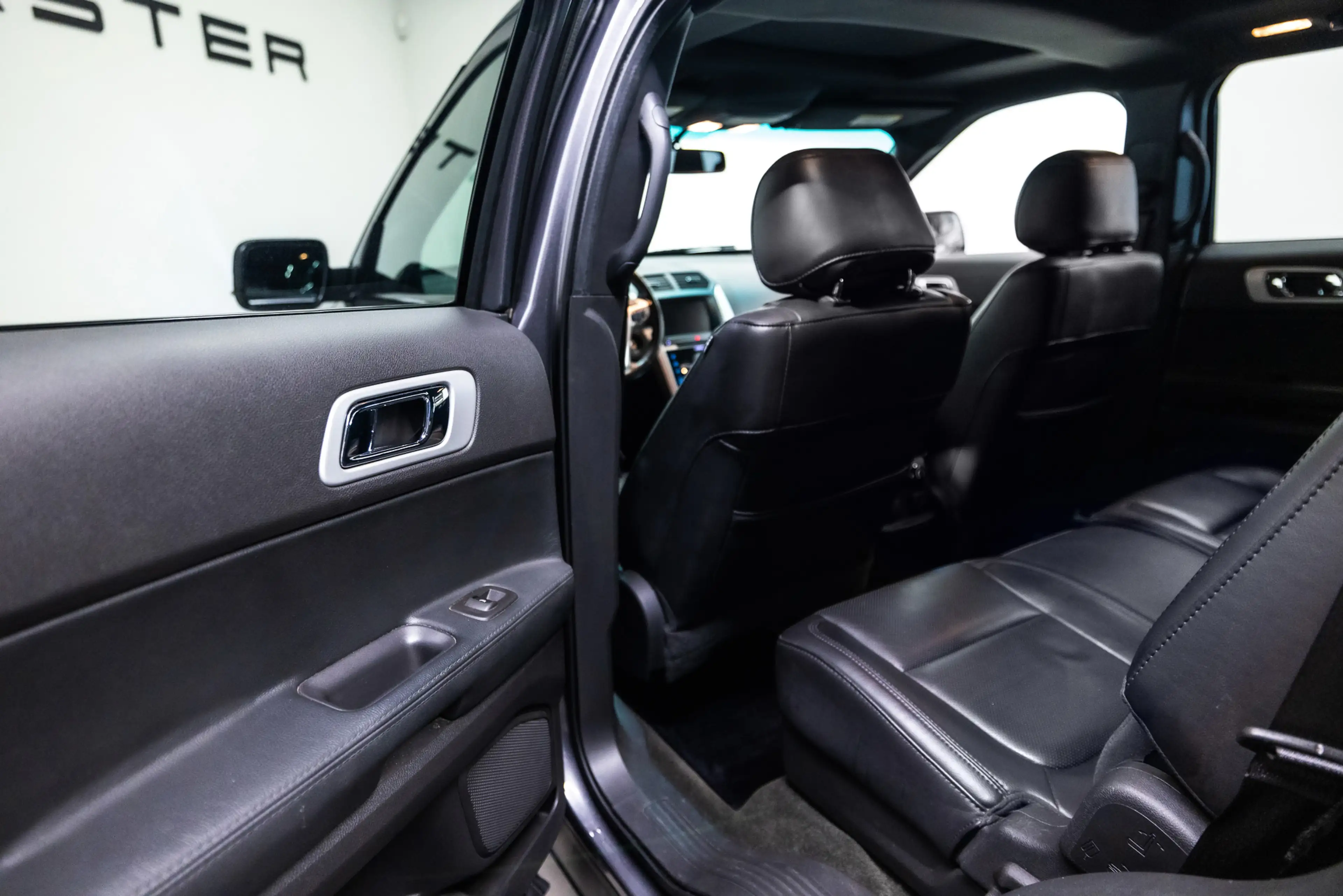Ford Explorer FORD LIMITED 3.5 V6 7 Persoonsuitvoering — photo 8