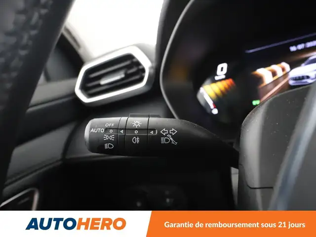 MG ZS view 29