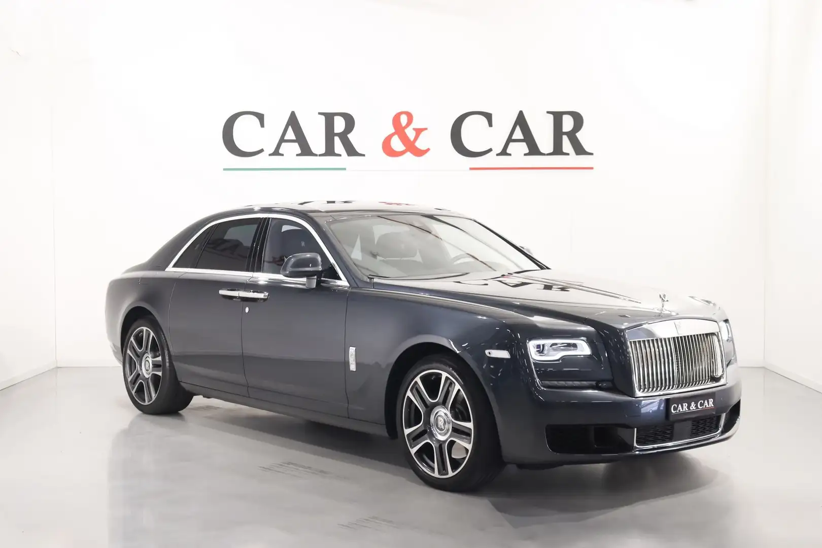 Rolls-Royce Ghost 6.7 Grigio - 1