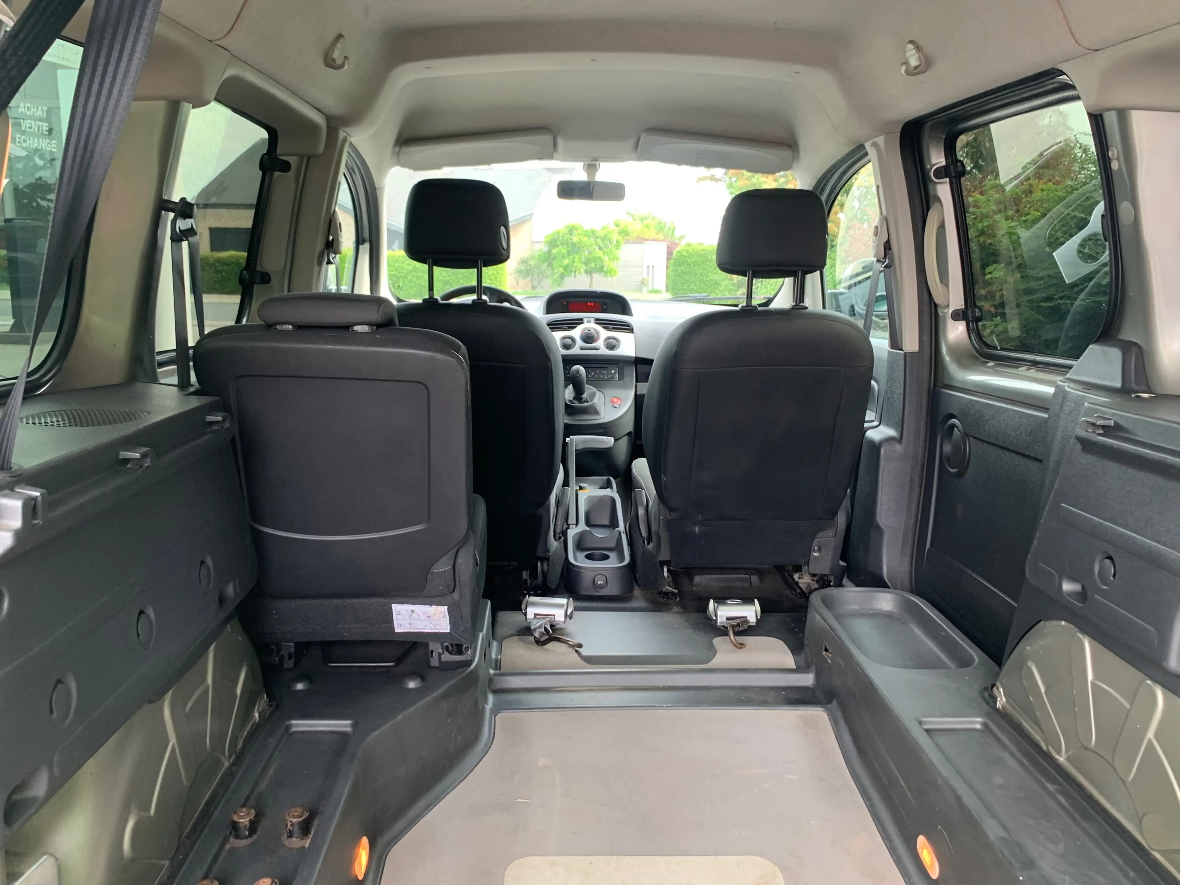 Renault Kangoo 1.5 DCI / Equipé PMR (FAUTEUIL ROULANT) / Vervoer MINDERVALIDE (ROELSTOEL) / Euro 5 / PRIX EMPORTER / — photo 15