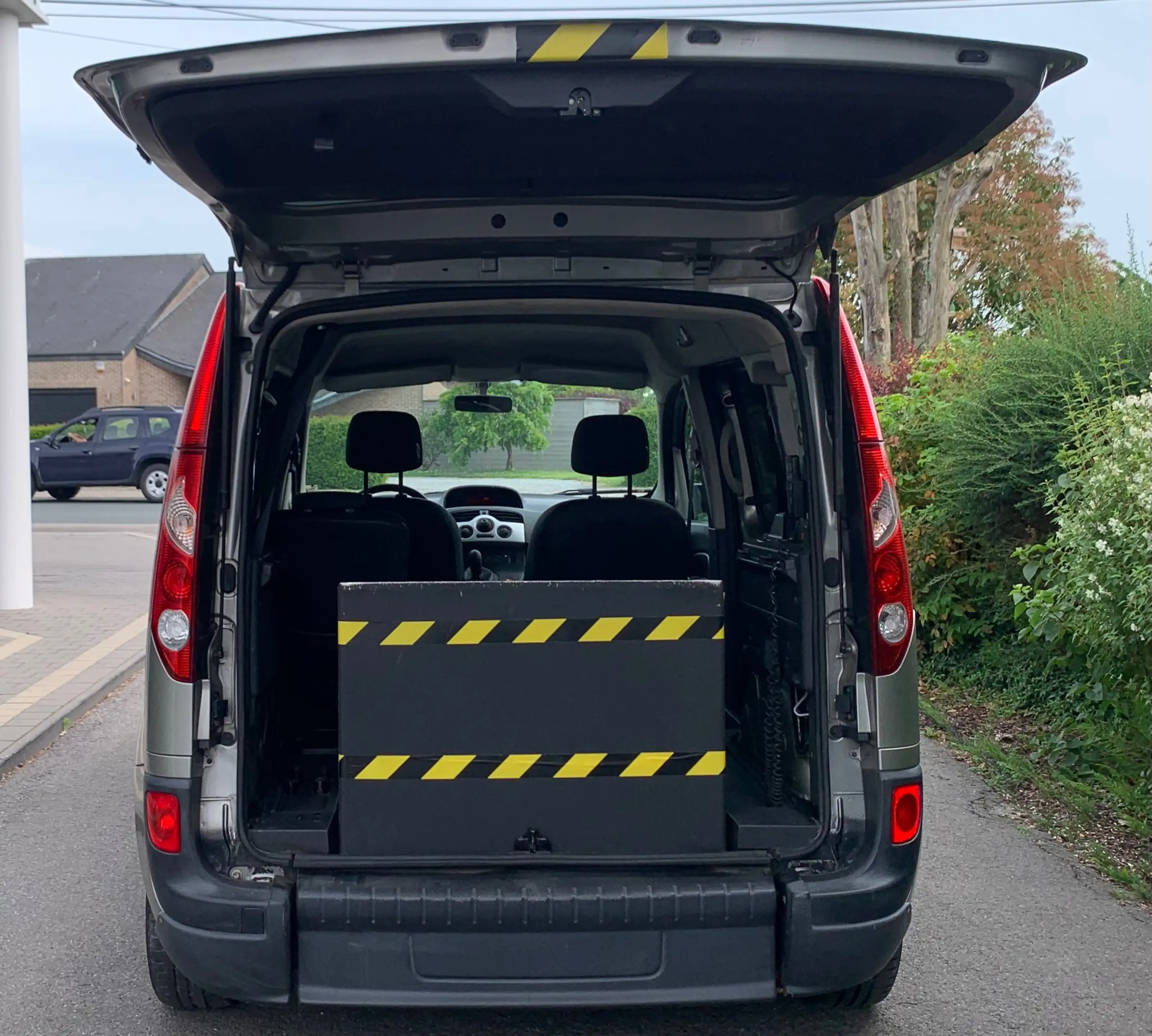 Renault Kangoo 1.5 DCI / Equipé PMR (FAUTEUIL ROULANT) / Vervoer MINDERVALIDE (ROELSTOEL) / Euro 5 / PRIX EMPORTER / — photo 10