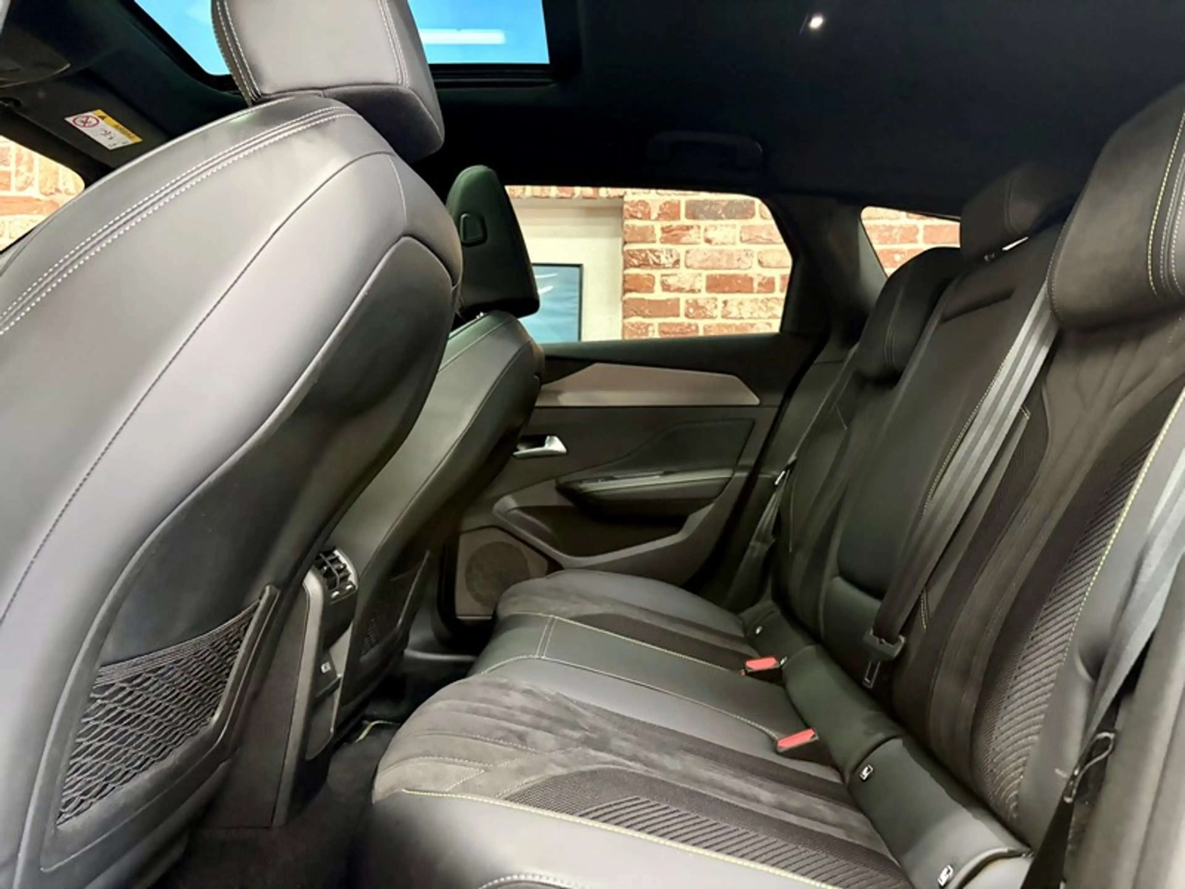 Peugeot 308 308 SW 1.5 BlueHdi 131cv Auto GT — photo 6