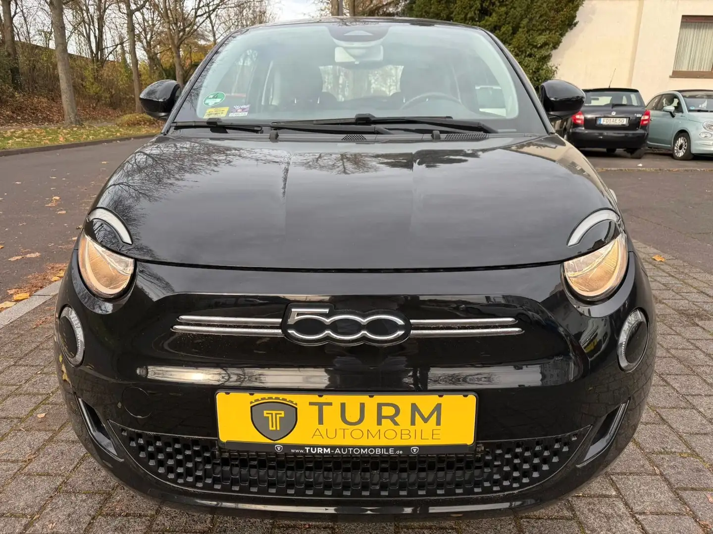 Fiat 500e 23,8kWh|SOH94%|1.Hand|CCS|Tempomat|Stdhzg Schwarz - 2