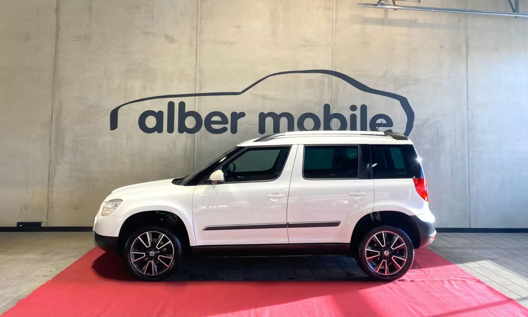 Skoda Yeti Ambition 1.Hand,Klima,Automatik White - 2