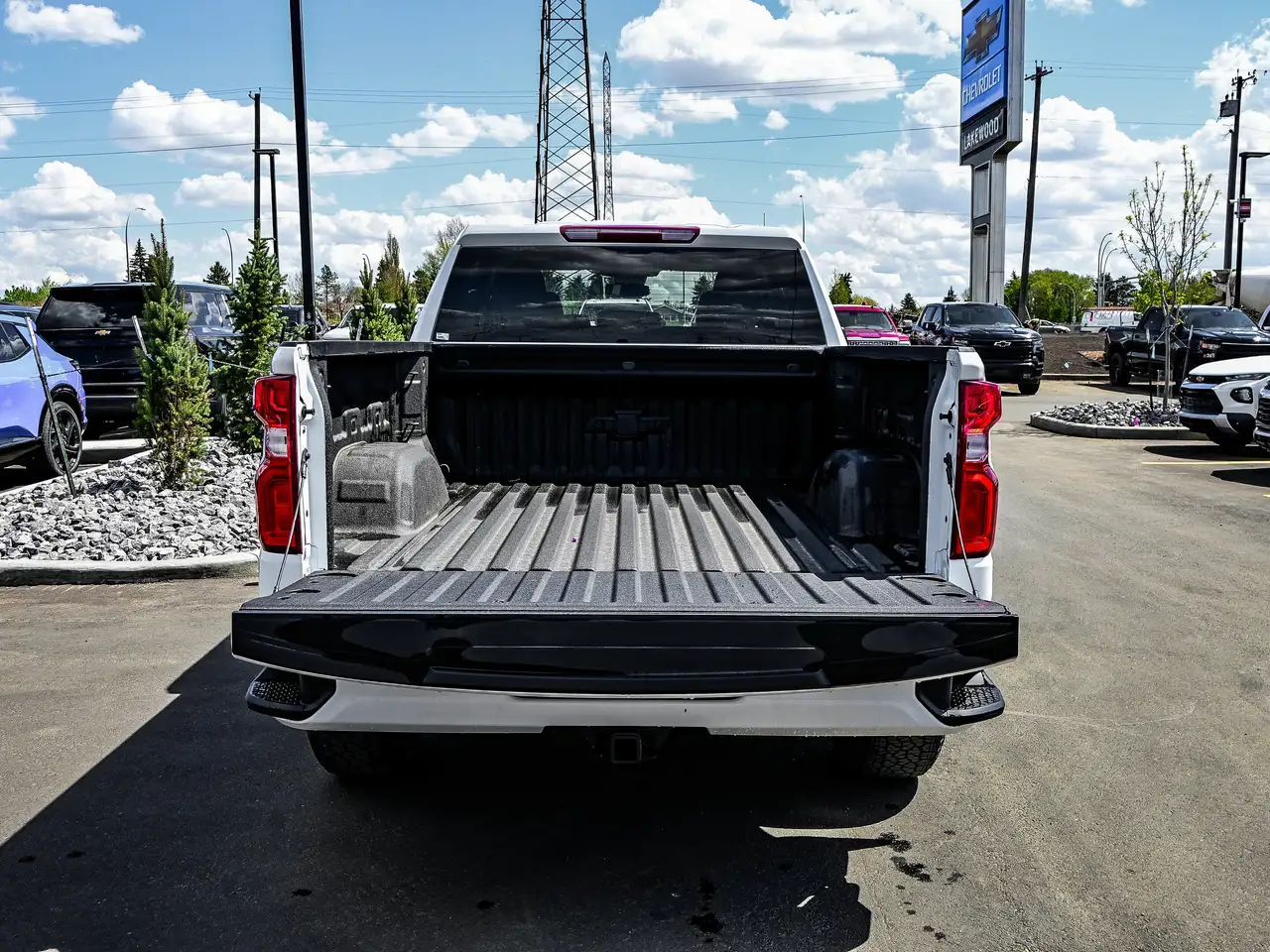 Chevrolet Silverado 1500 снимка Chevrolet Silverado 1500